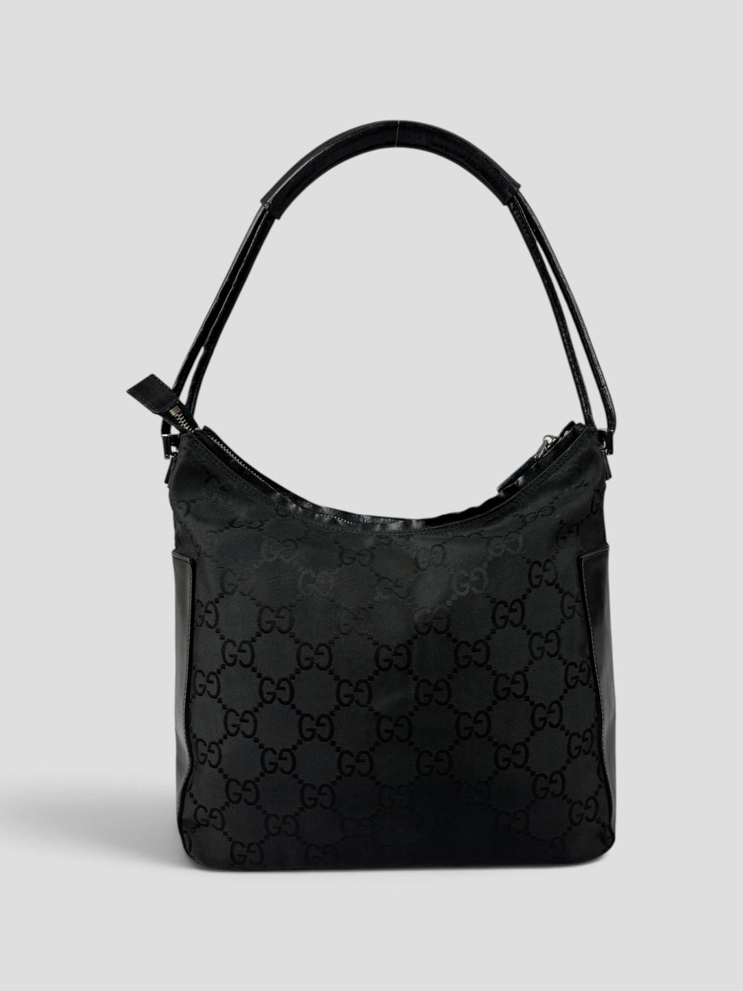 Gucci GG Nylon Hobo Shoulder Bag aus GG-Nylon in Schwarz, Vorderansicht