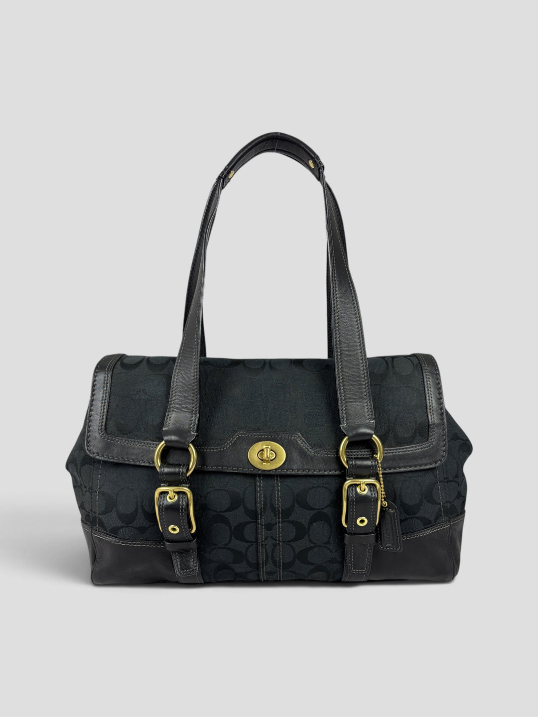 Coach Hampton Signature Flap Satchel Shoulder Bag aus Signature-Jacquard-Canvas in Schwarz, Vorderansicht