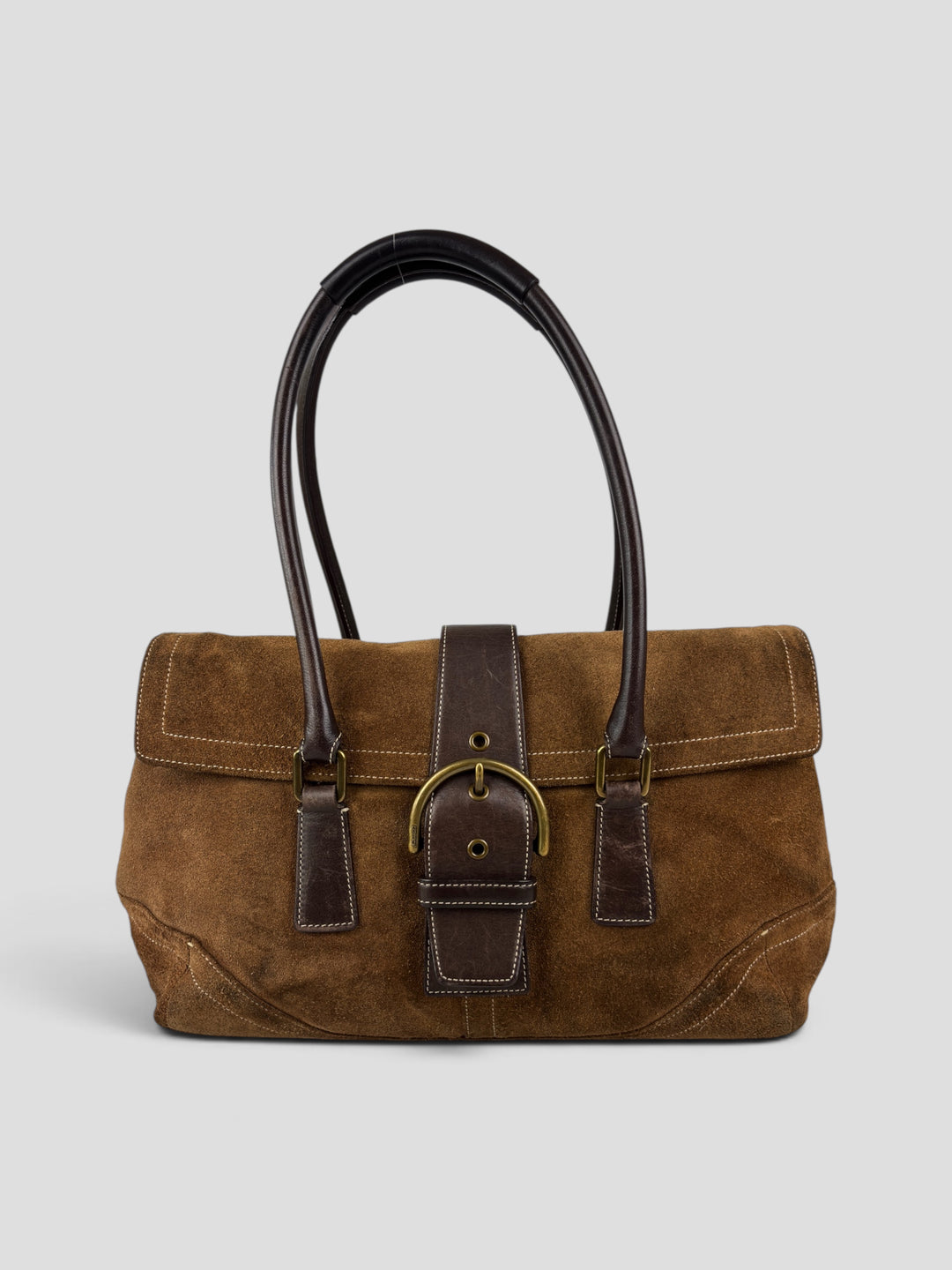 Coach Soho Suede Flap Satchel Shoulder Bag aus Wildleder in Cognacbraun, Vorderansicht