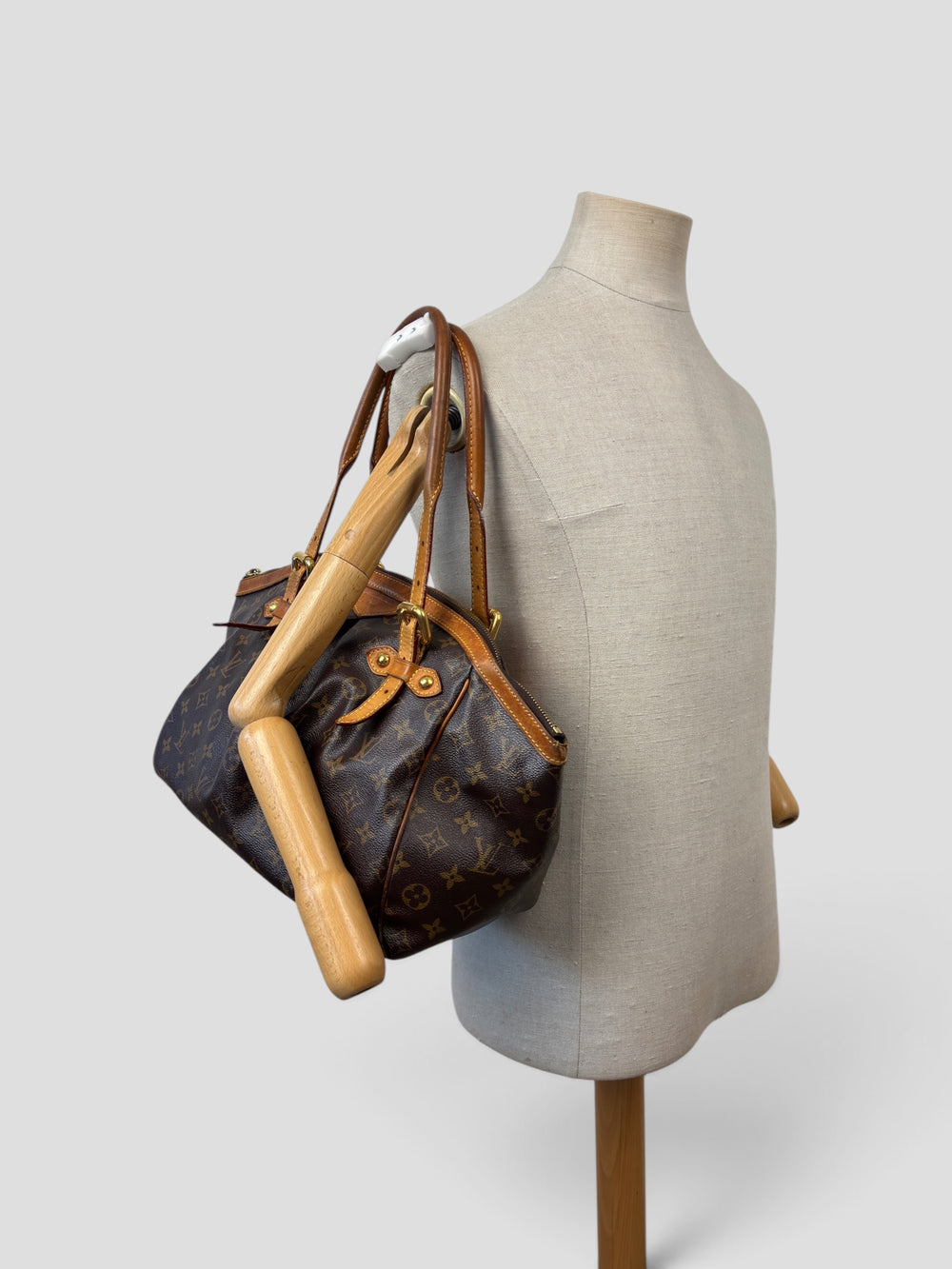 Louis Vuitton Tivoli PM Monogram Handbag
