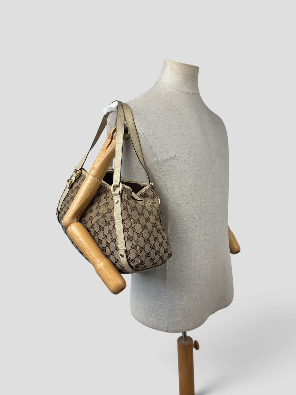 Gucci Abbey D-Ring GG Canvas Shoulder Bag