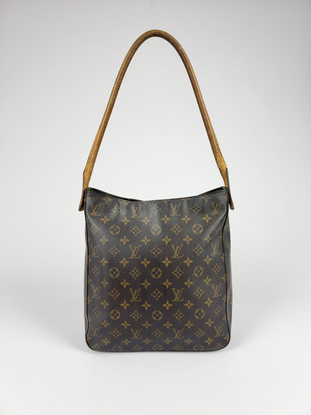 Louis Vuitton Monogram Looping GM Shoulder Bag in Braun, Vorderansicht im Originalfoto