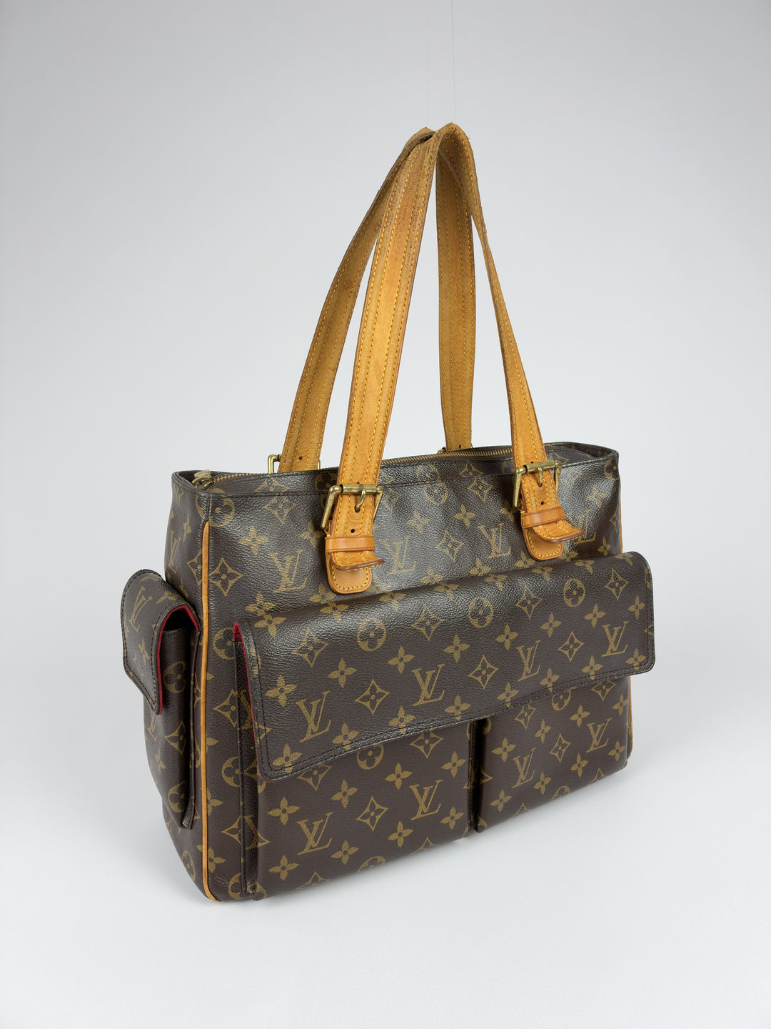 Louis Vuitton Monogram Multipli-Cité Shoulder Bag in Braun, Vorderansicht im Originalfoto
