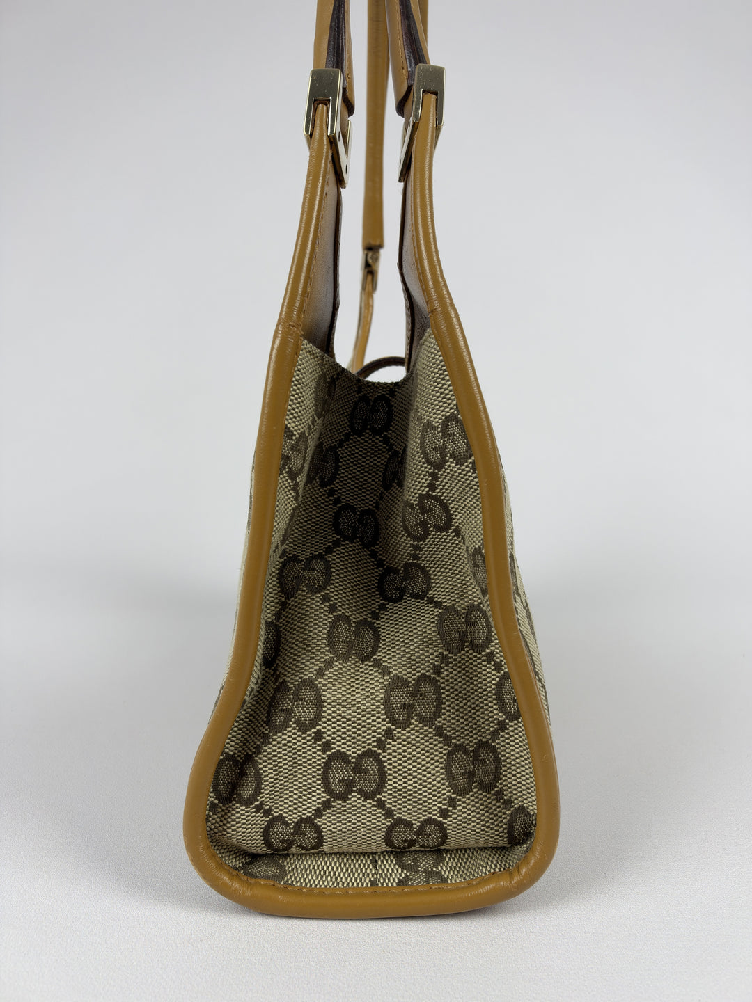 Gucci GG Canvas Jackie Shoulder Bag in Beige/Ebenholz, Detailansicht 1