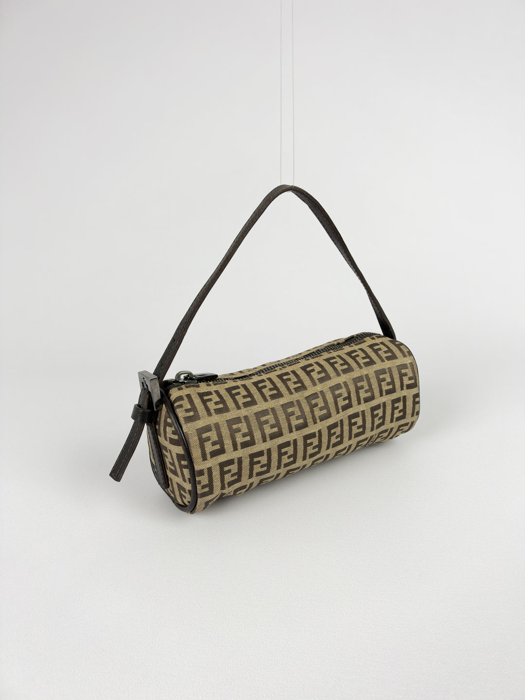 Fendi Zucchino Mini Cylinder Bag in Beige/Braun, Detailansicht 1