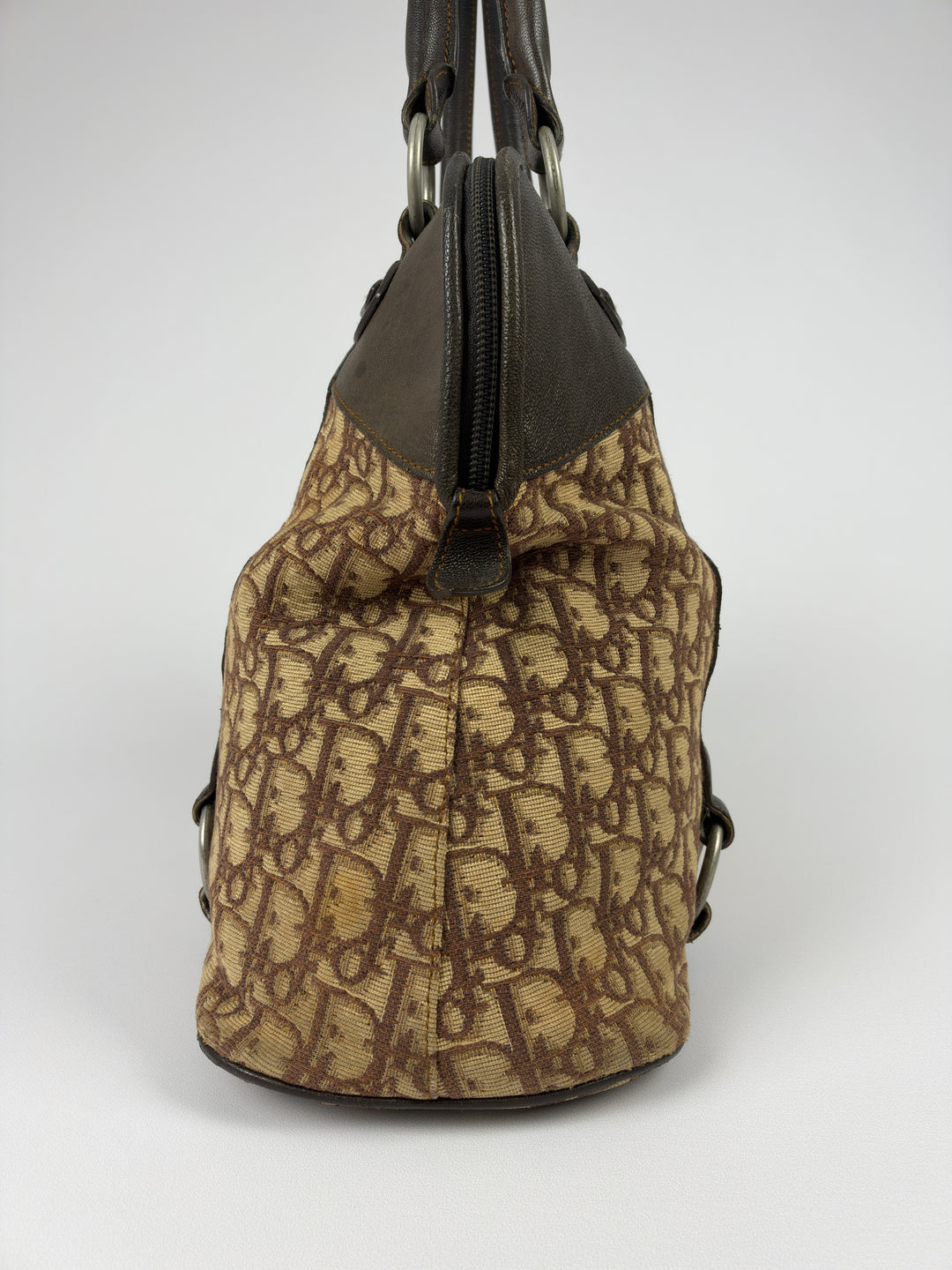 Dior Trotter Canvas CD Plaque Dome Shoulder Bag in Beige/Braun, Detailansicht 2