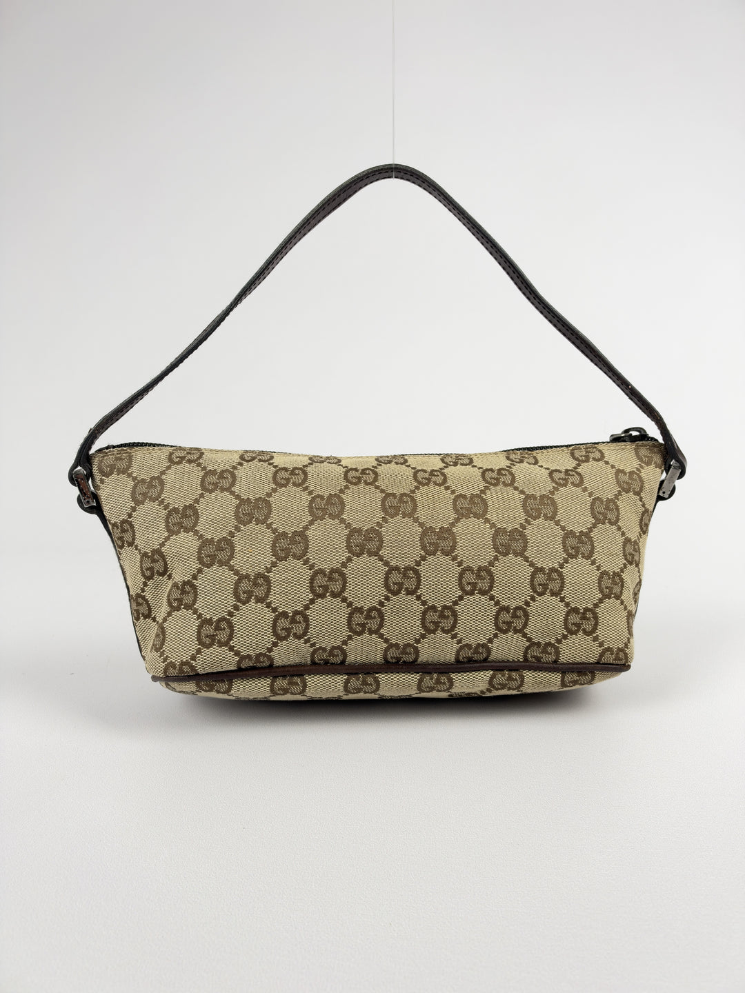 Gucci GG Canvas Boat Pochette in Beige/Braun, Detailansicht 2