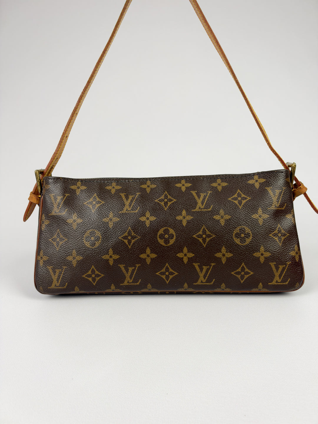 Louis Vuitton Monogram Viva Cité PM Shoulder Bag in Braun, Detailansicht 2