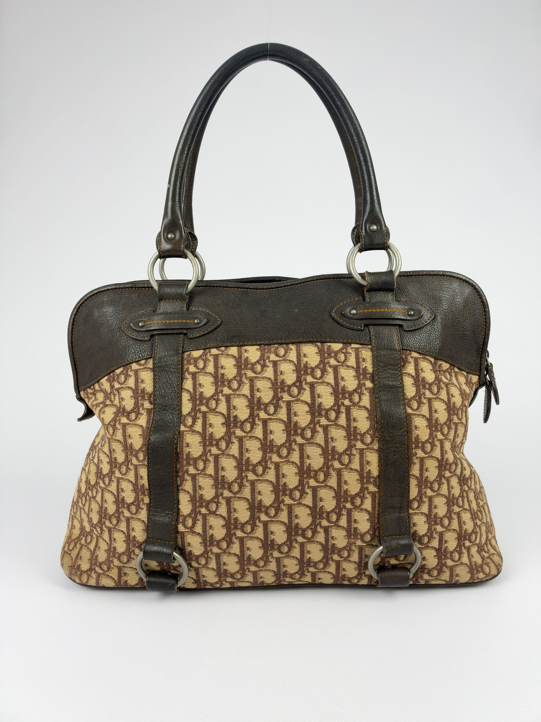 Dior Trotter Canvas CD Plaque Dome Shoulder Bag in Beige/Braun, Detailansicht 3