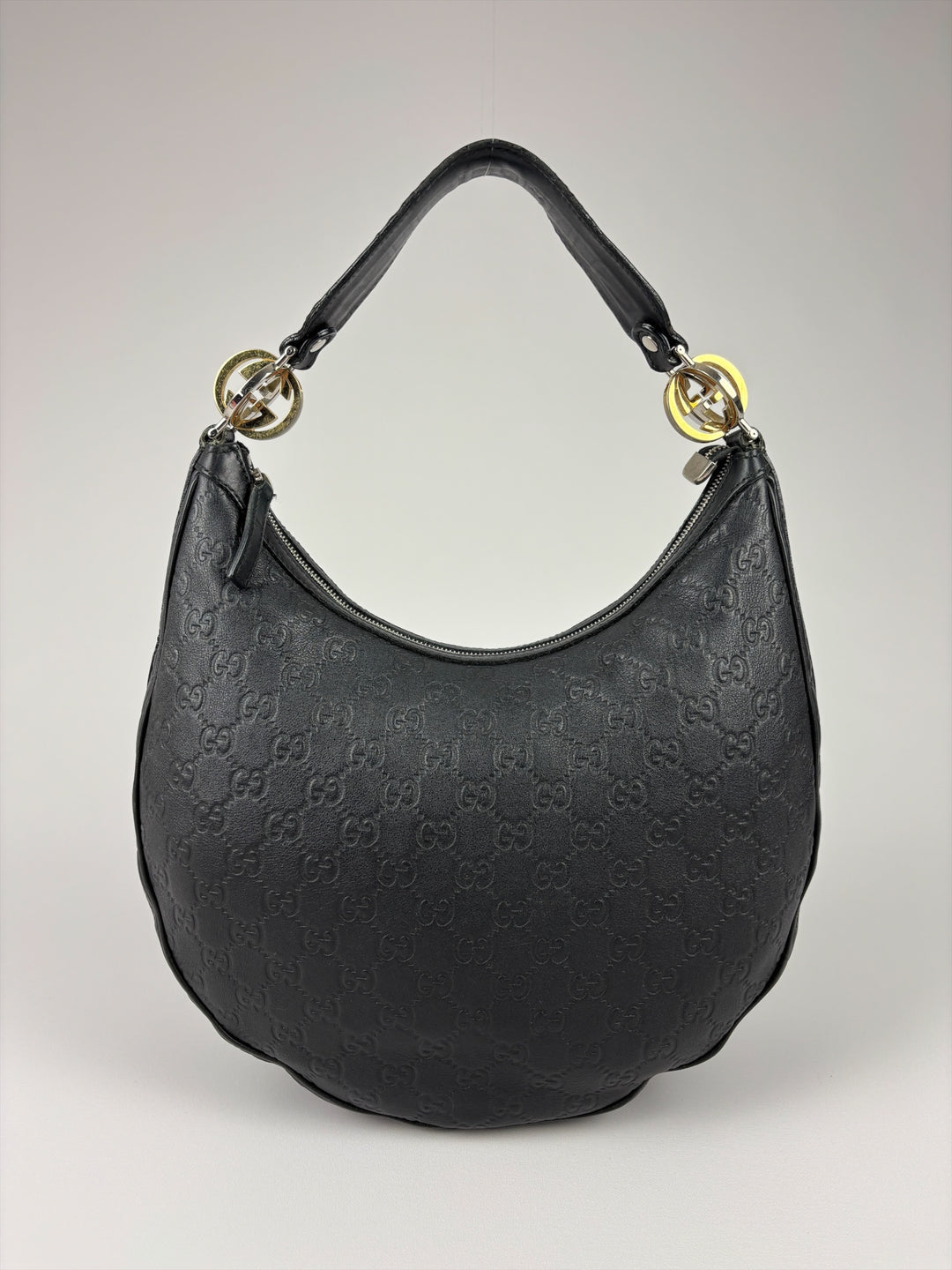 Gucci Guccissima Leather GG Twins Hobo Shoulder Bag in Schwarz, Detailansicht 3