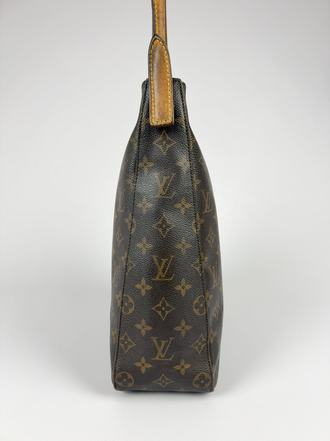 Louis Vuitton Monogram Looping GM Shoulder Bag in Braun, Detailansicht 3