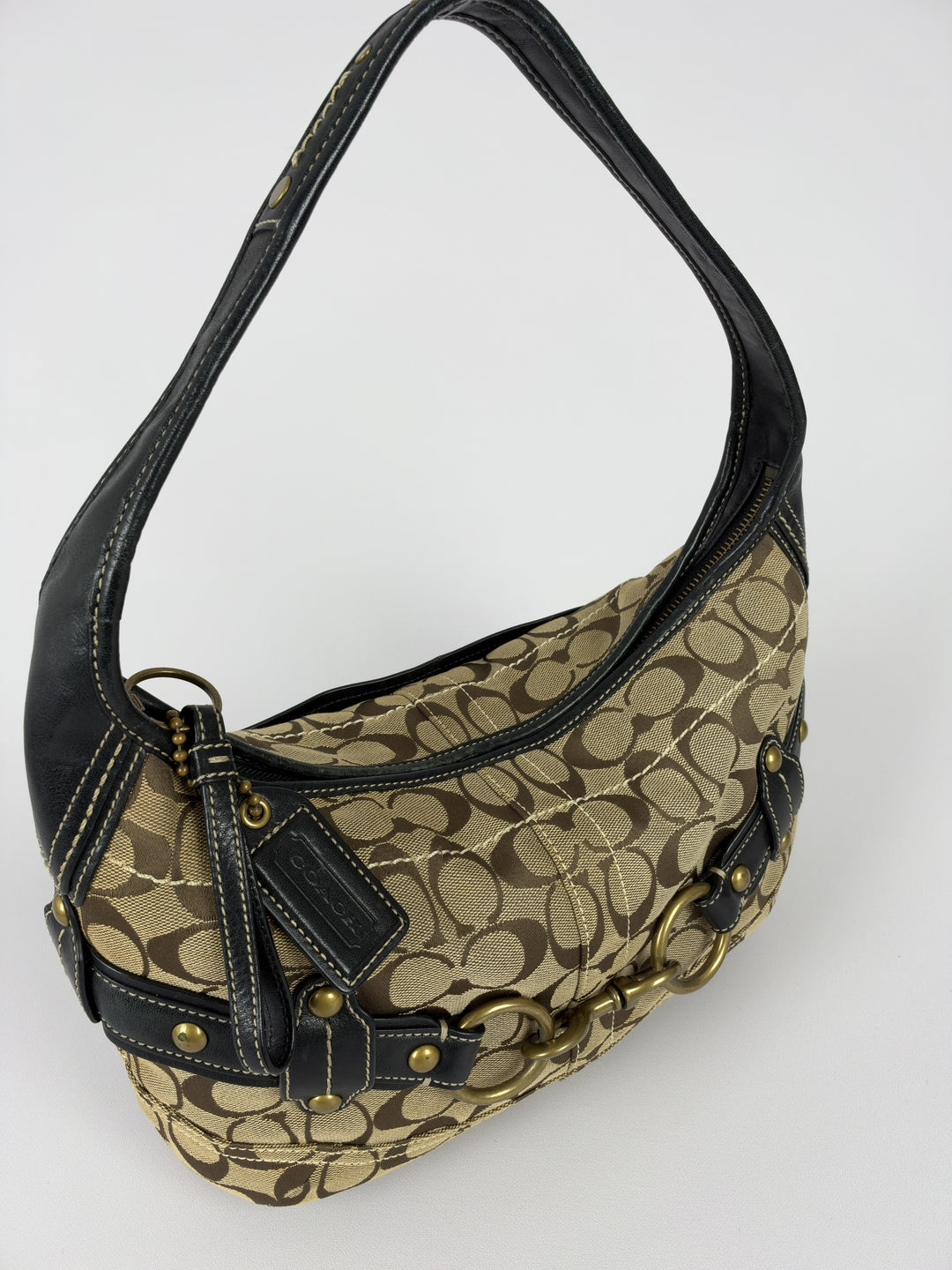Coach Signature Horse Bit Hobo Shoulder Bag in Khaki/Braun, Detailansicht 5