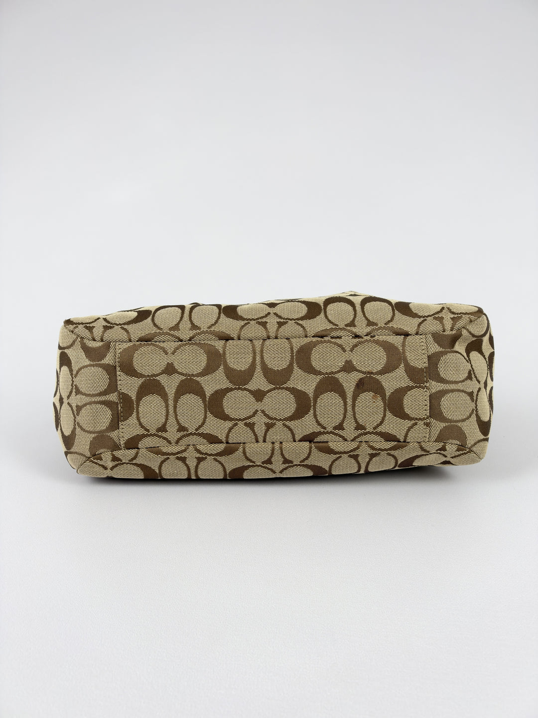 Coach Gallery Signature Tote Shoulder Bag in Khaki/Braun, Detailansicht 5