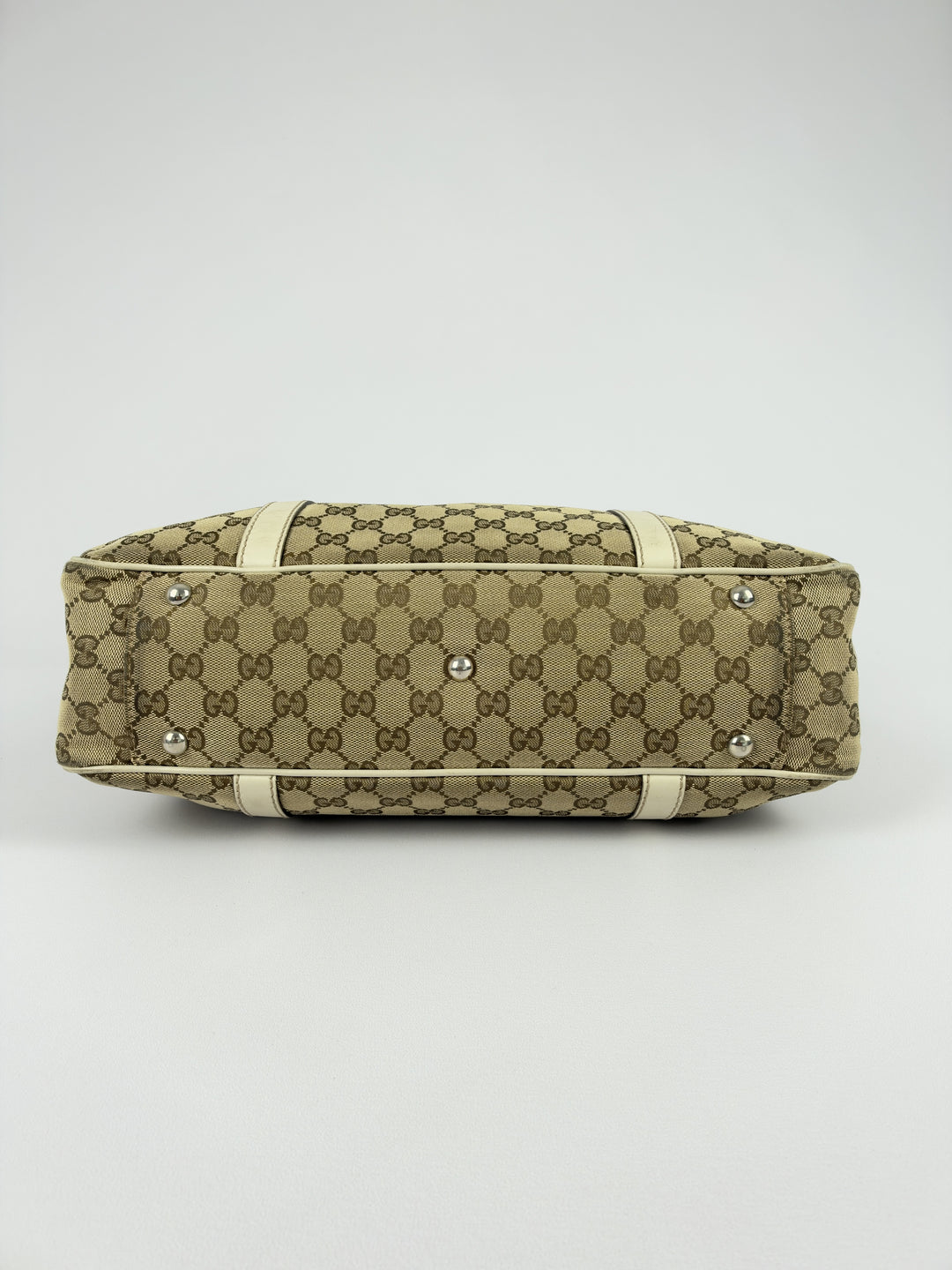 Gucci GG Canvas Twins Abbey Medium Tote Shoulder Bag in Beige/Ebenholz, Detailansicht 5