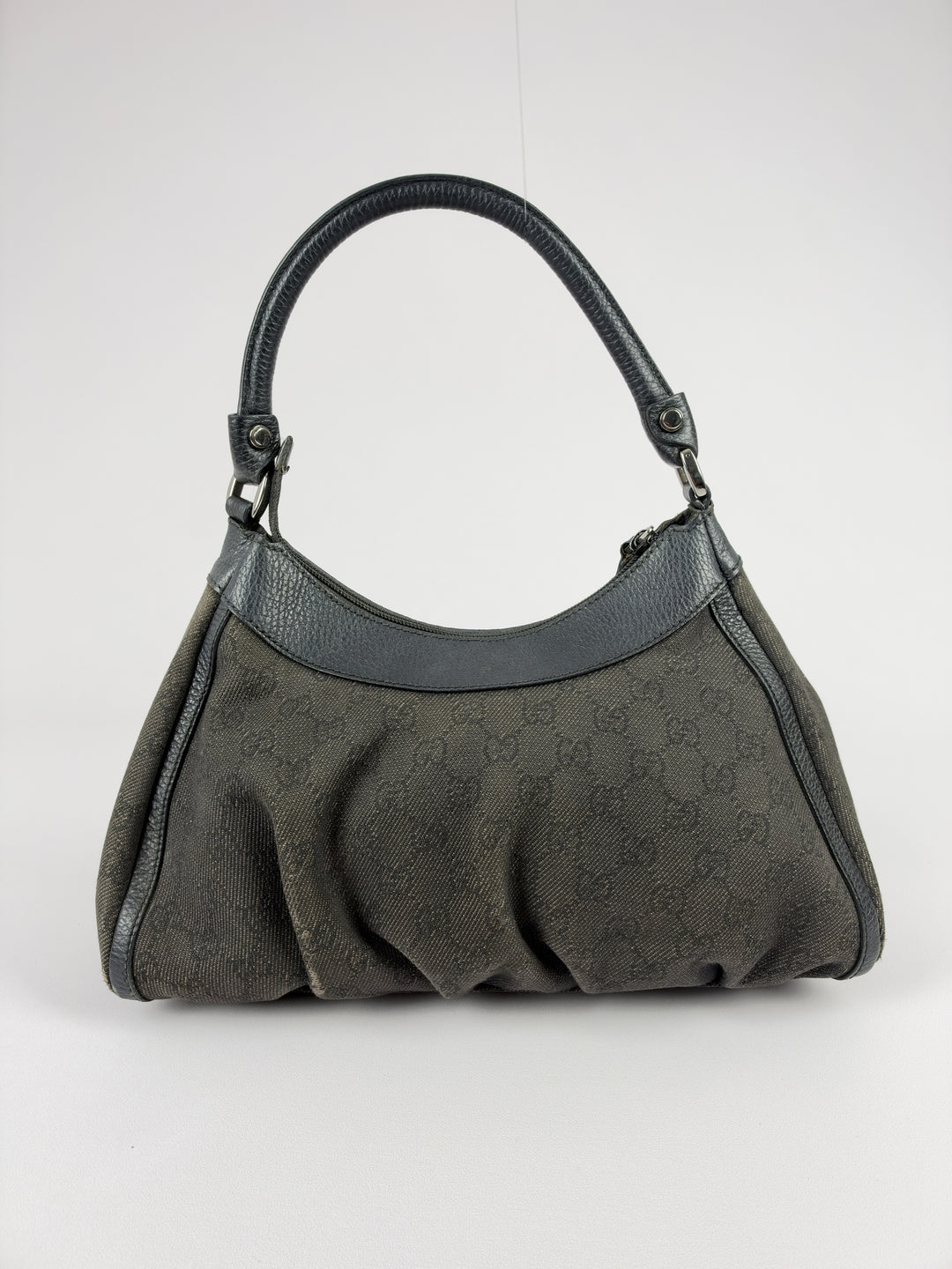 Gucci Abbey D-Ring Small Hobo Shoulder Bag in Anthrazit/Dunkelgrau, Detailansicht 5