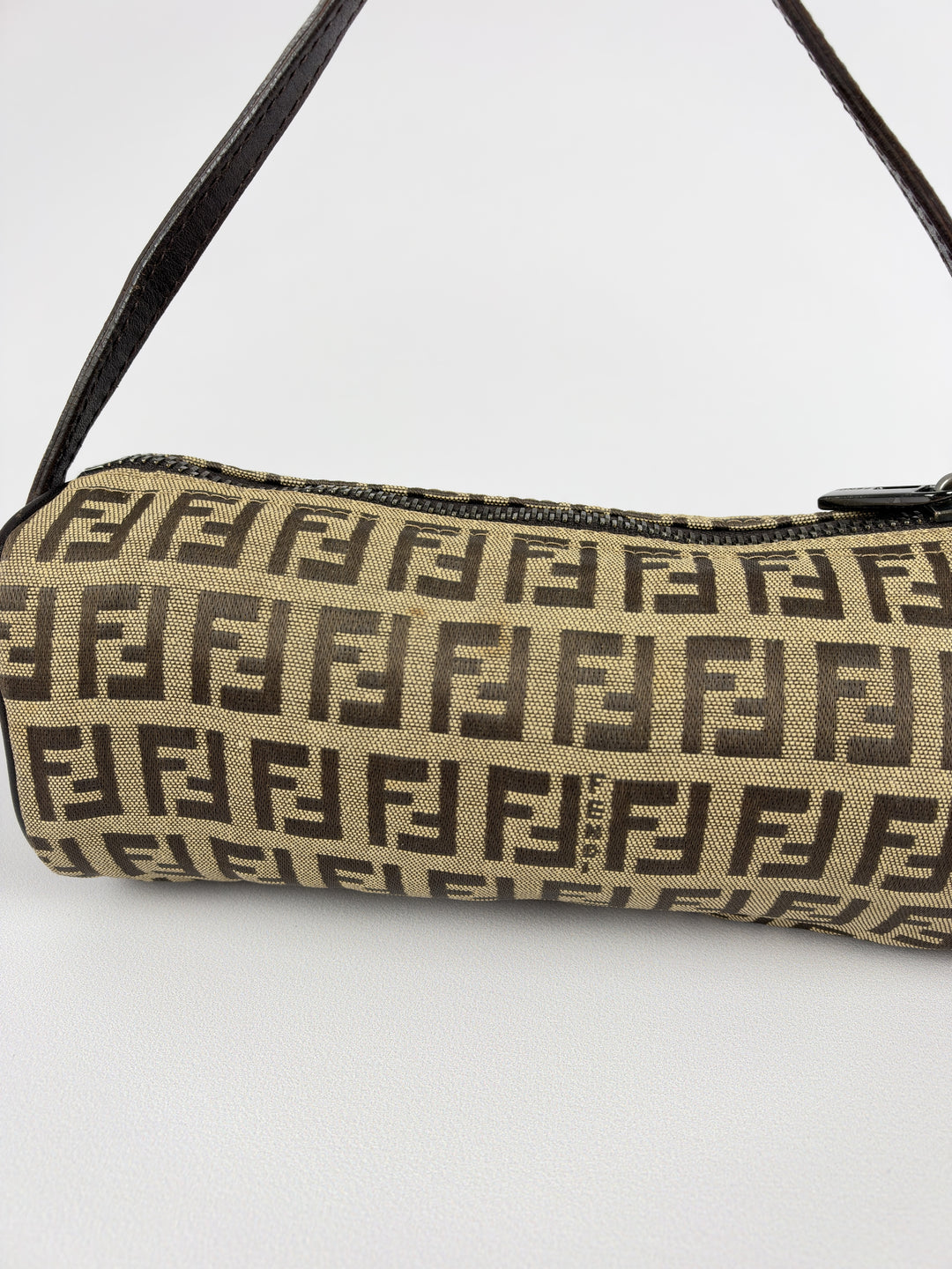 Fendi Zucchino Mini Cylinder Bag in Beige/Braun, Detailansicht 5