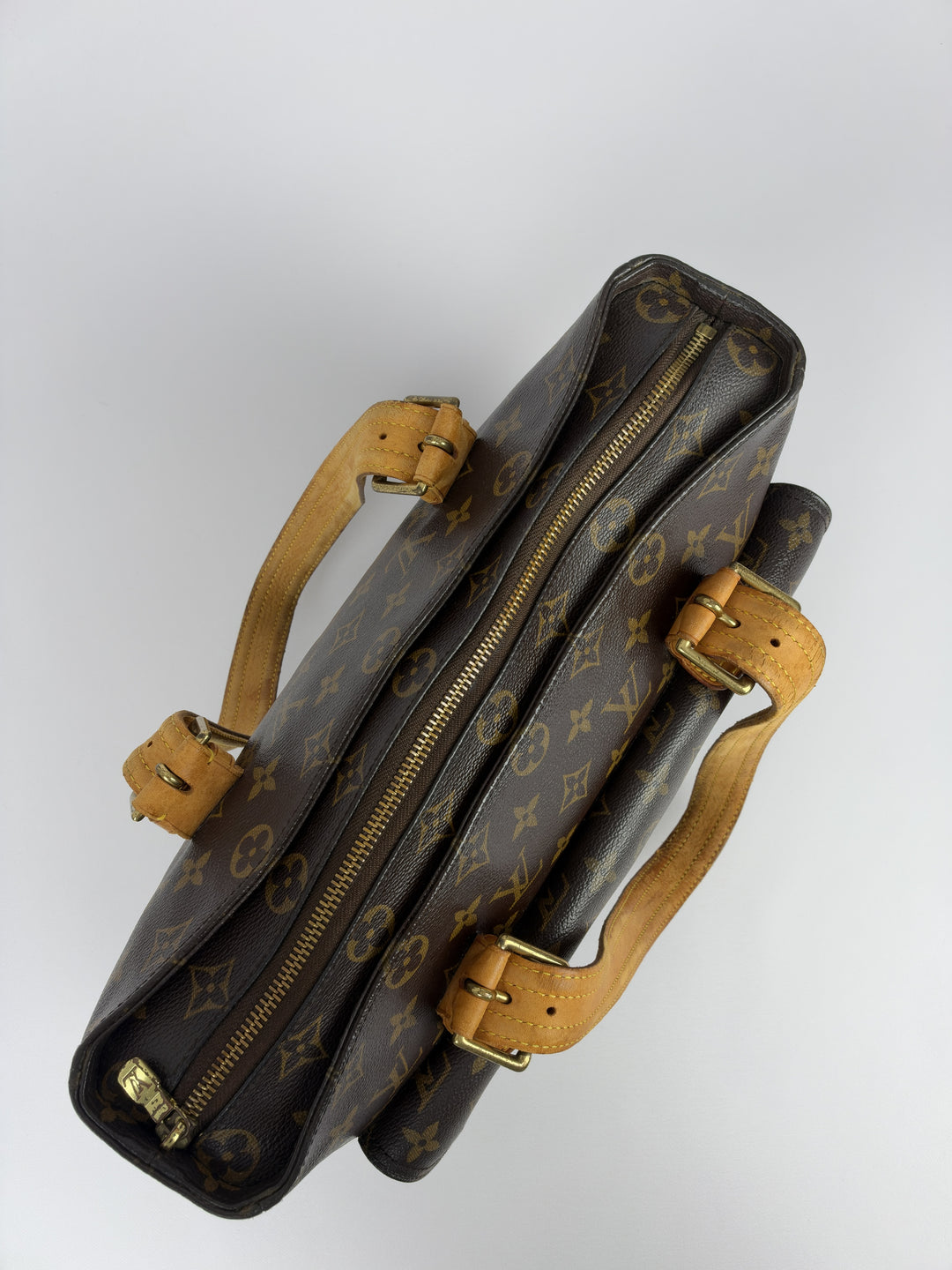 Louis Vuitton Monogram Multipli-Cité Shoulder Bag in Braun, Detailansicht 5