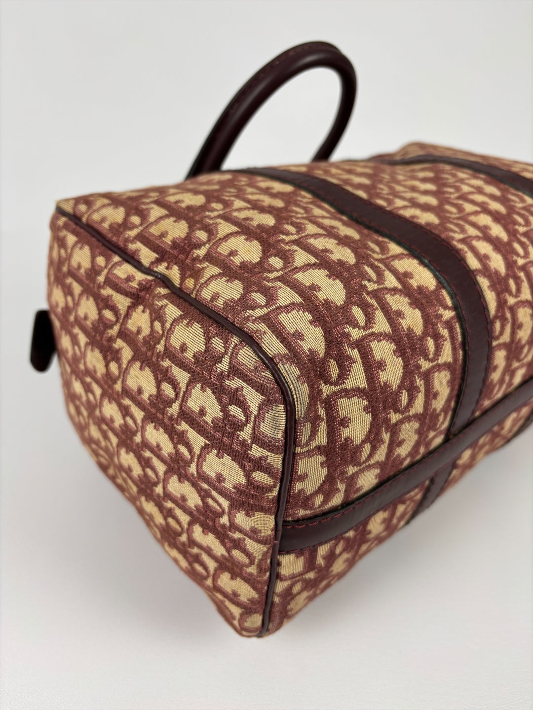Christian Dior Vintage Oblique Canvas Small Boston Handbag in Bordeaux/Beige, Detailansicht 8