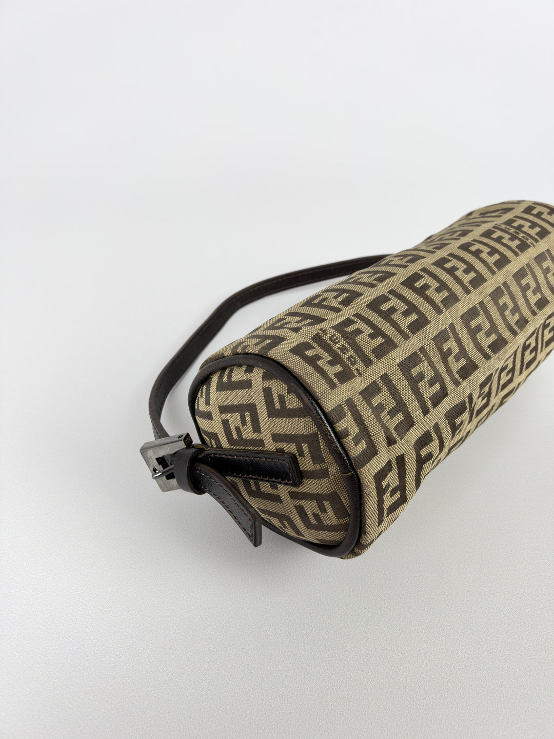 Fendi Zucchino Mini Cylinder Bag in Beige/Braun, Detailansicht 8