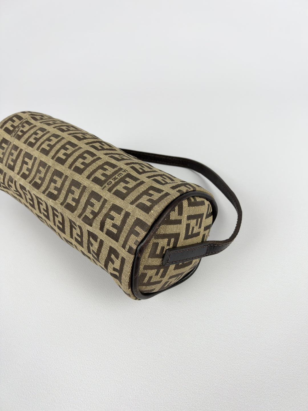 Fendi Zucchino Mini Cylinder Bag in Beige/Braun, Detailansicht 9