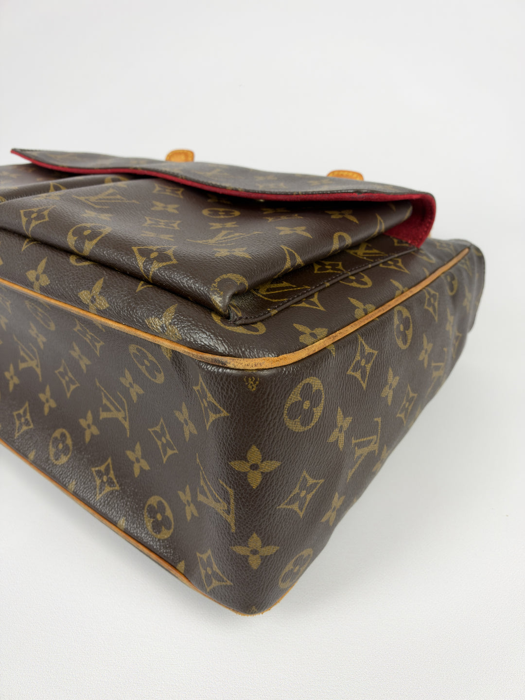 Louis Vuitton Monogram Multipli-Cité Shoulder Bag in Braun, Detailansicht 9