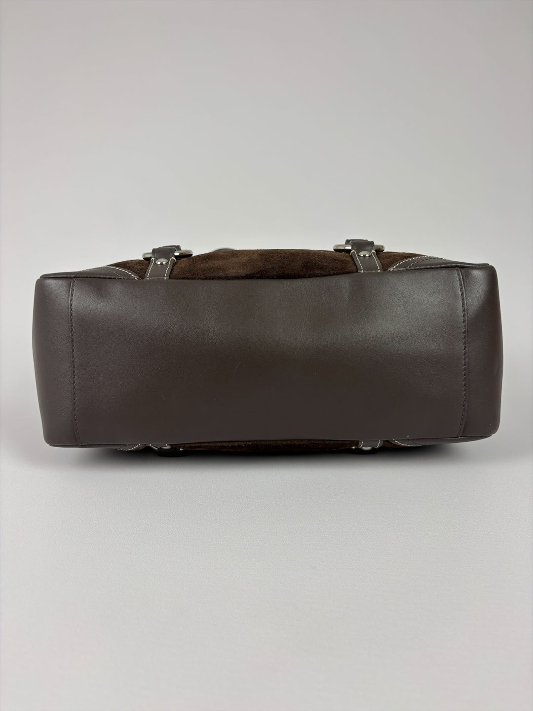 Coach Gallery Suede Tote Shoulder Bag in Dunkelbraun, Detailansicht 10