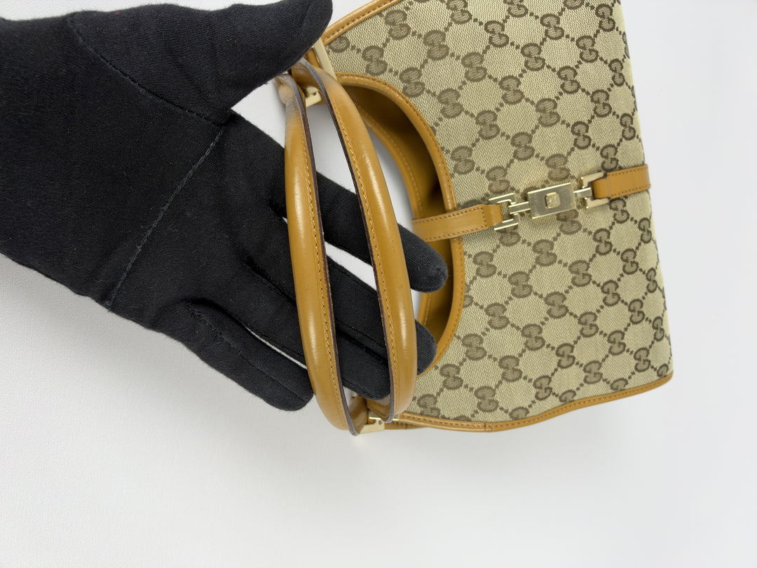 Gucci GG Canvas Jackie Shoulder Bag in Beige/Ebenholz, Detailansicht 11