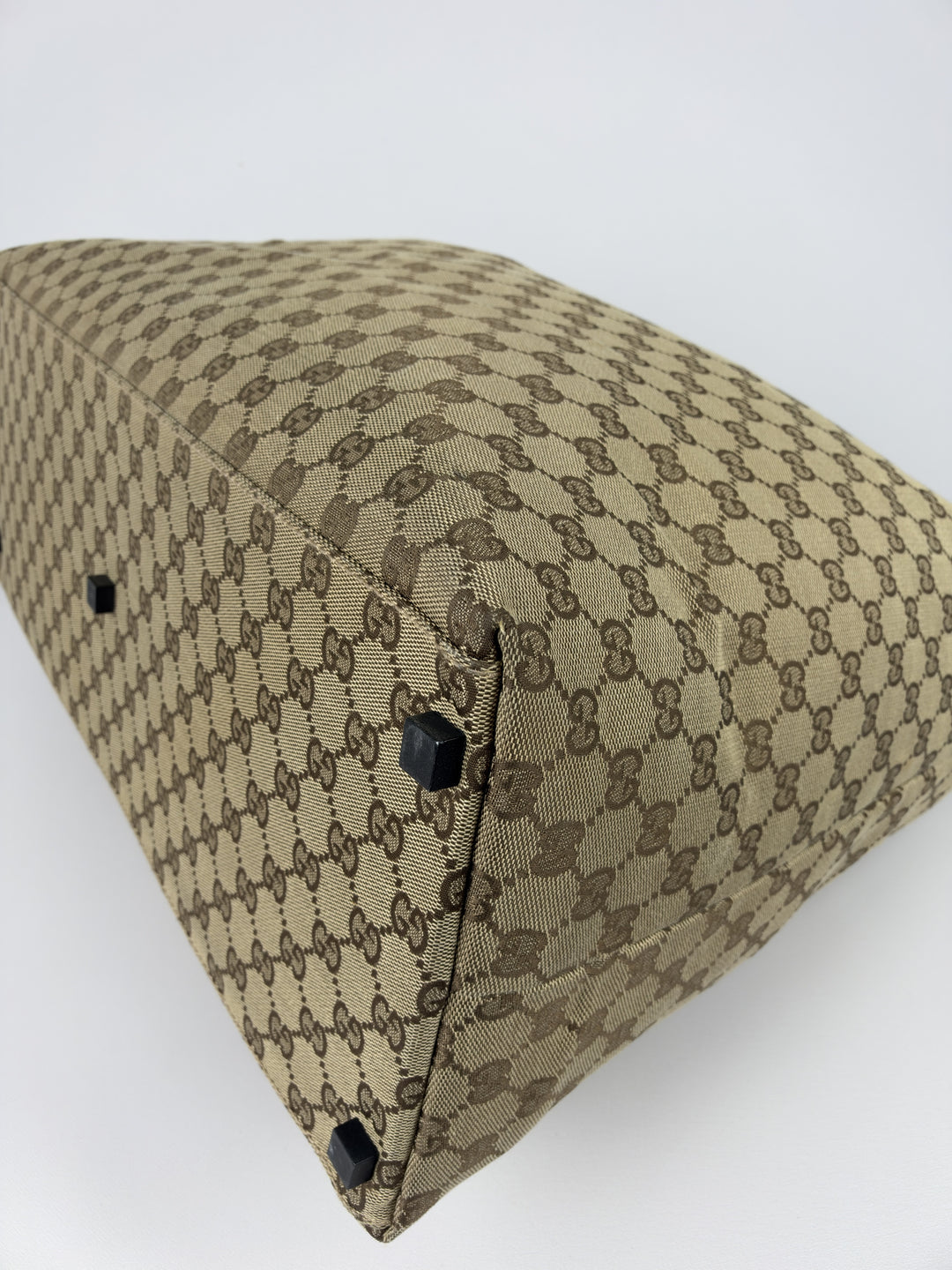 Gucci GG Canvas Large Hobo Shoulder Bag in Beige/Braun, Detailansicht 12
