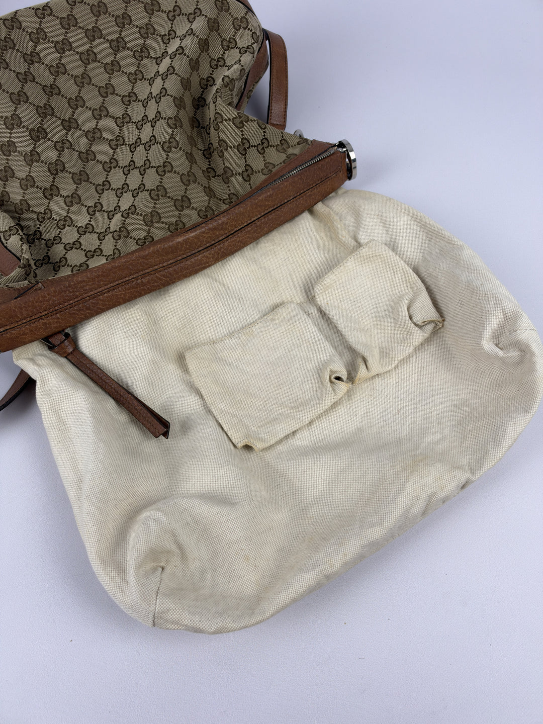 Gucci Miss GG Hobo Shoulder Bag in Beige/Ebenholz, Detailansicht 13