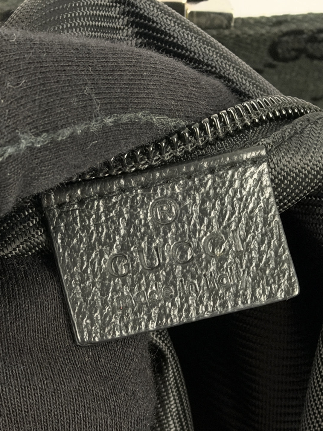 Gucci GG Canvas Jackie Backpack in Schwarz, Detailansicht 14