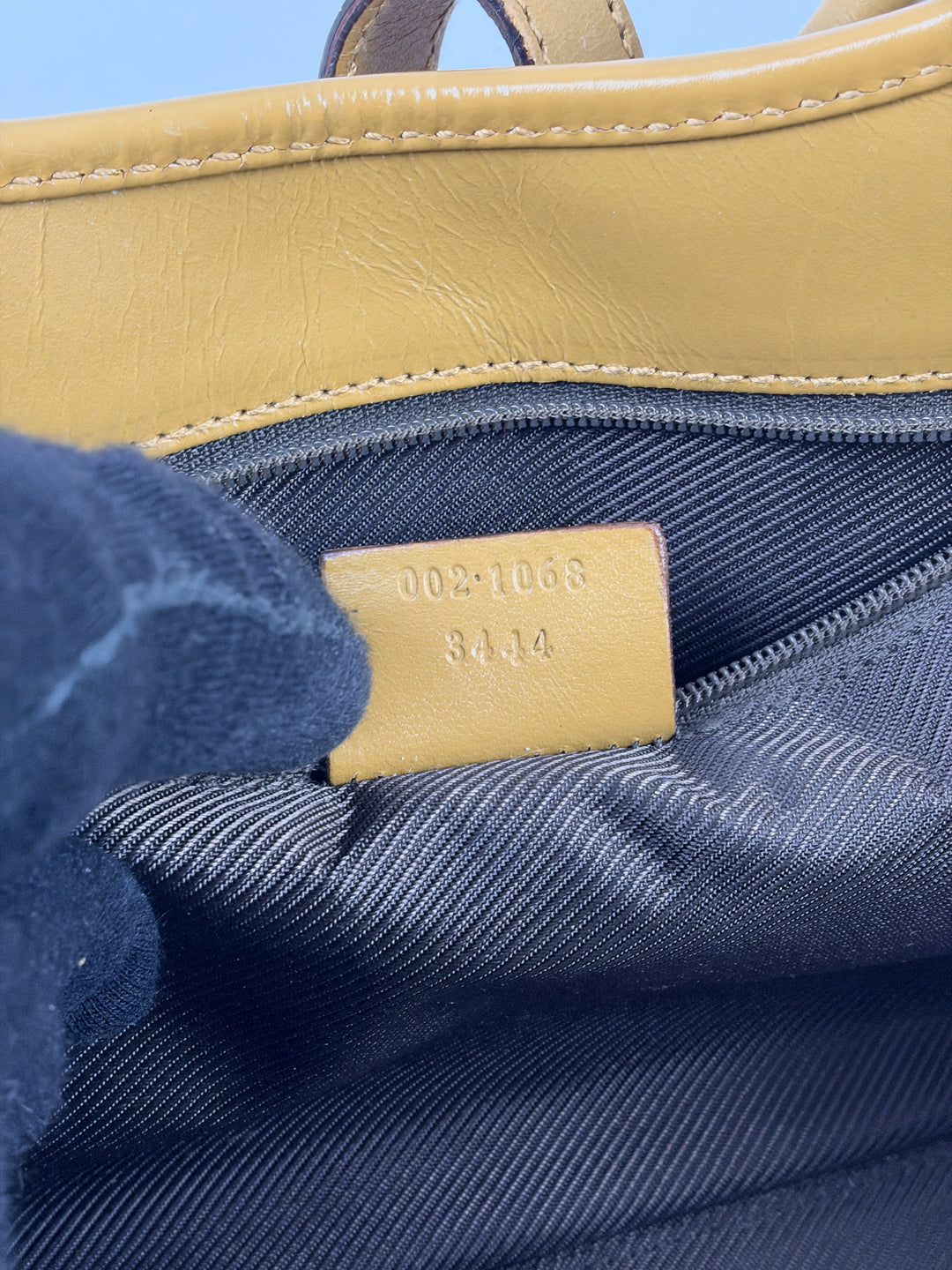 Gucci GG Canvas Jackie Shoulder Bag in Beige/Ebenholz, Detailansicht 14