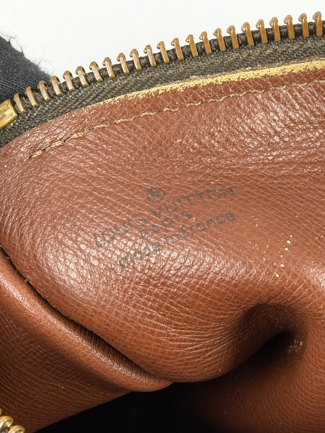 Louis Vuitton Monogram Papillon 30 in Braun/Ebenholz, Detailansicht 15