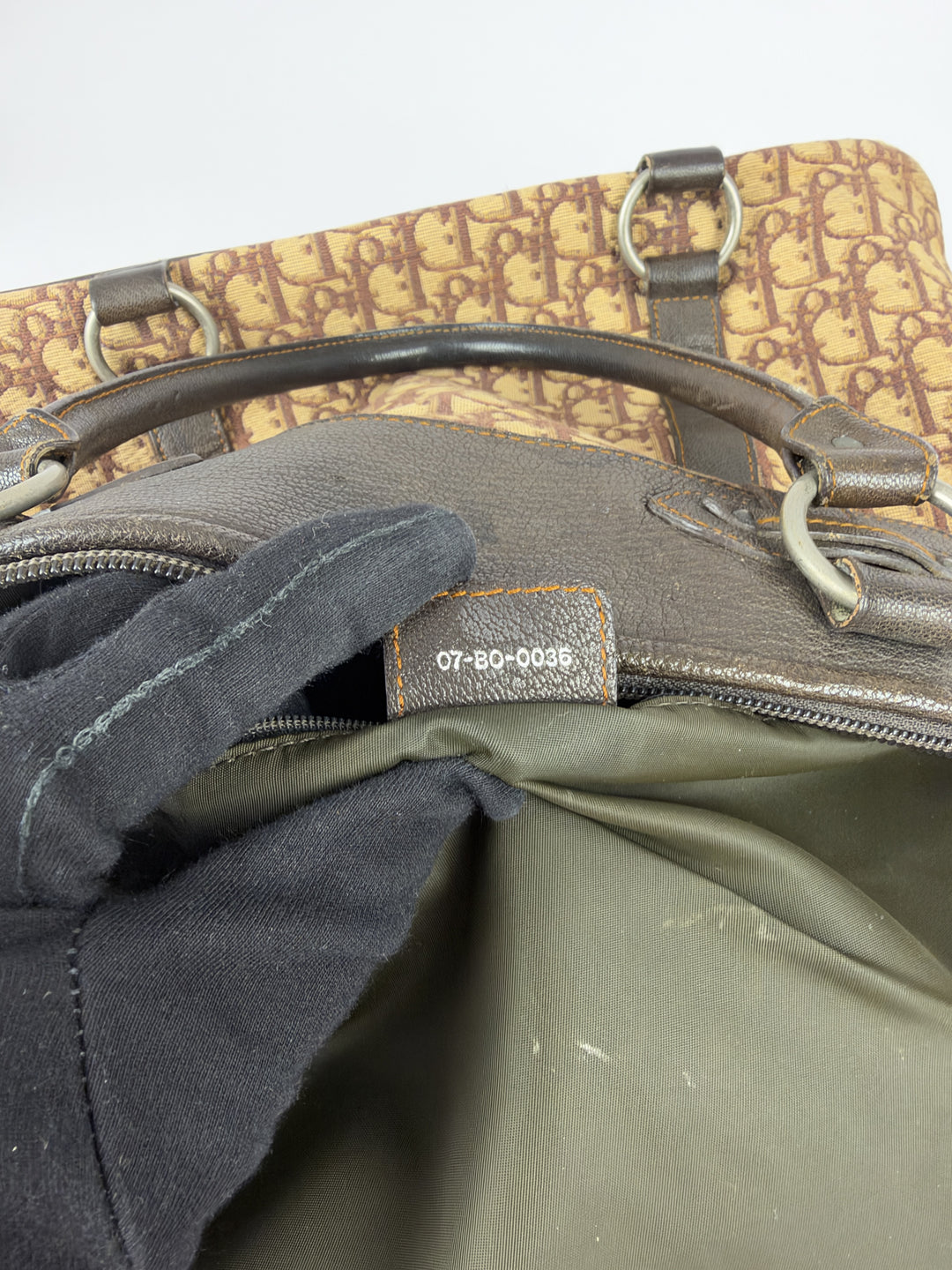 Dior Trotter Canvas CD Plaque Dome Shoulder Bag in Beige/Braun, Detailansicht 16