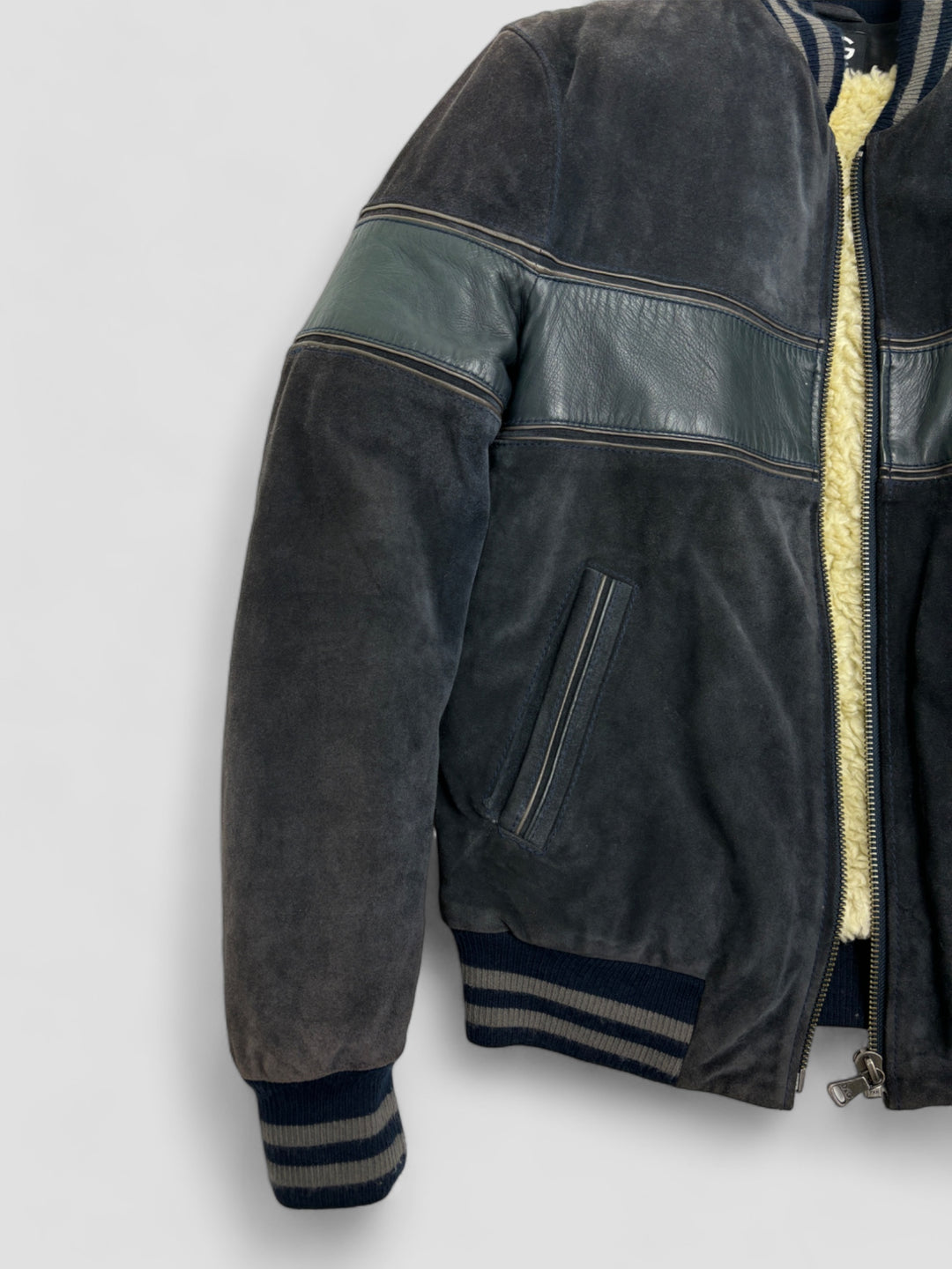 D und G Archive 1996 Logo Patch Bomberjacke Herren grau, grey second hand dolce gabbana bomberjacket