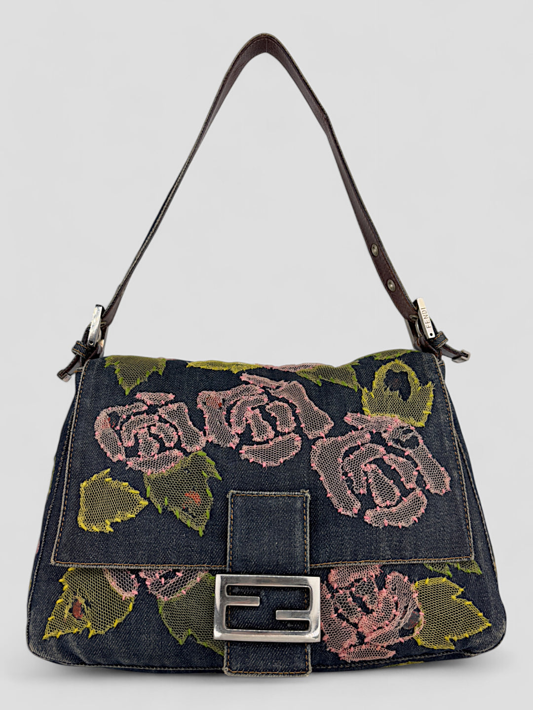 Fendi Mamma Denim Flower Tasche mit floralen Applikationen und Magnetverschluss, Fendi Mamma Denim Flower Bag with floral applications and magnetic closure
