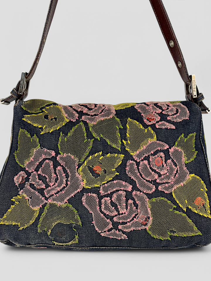 Fendi Mamma Denim Flower Tasche mit floralen Applikationen und Magnetverschluss, Fendi Mamma Denim Flower Bag with floral applications and magnetic closure