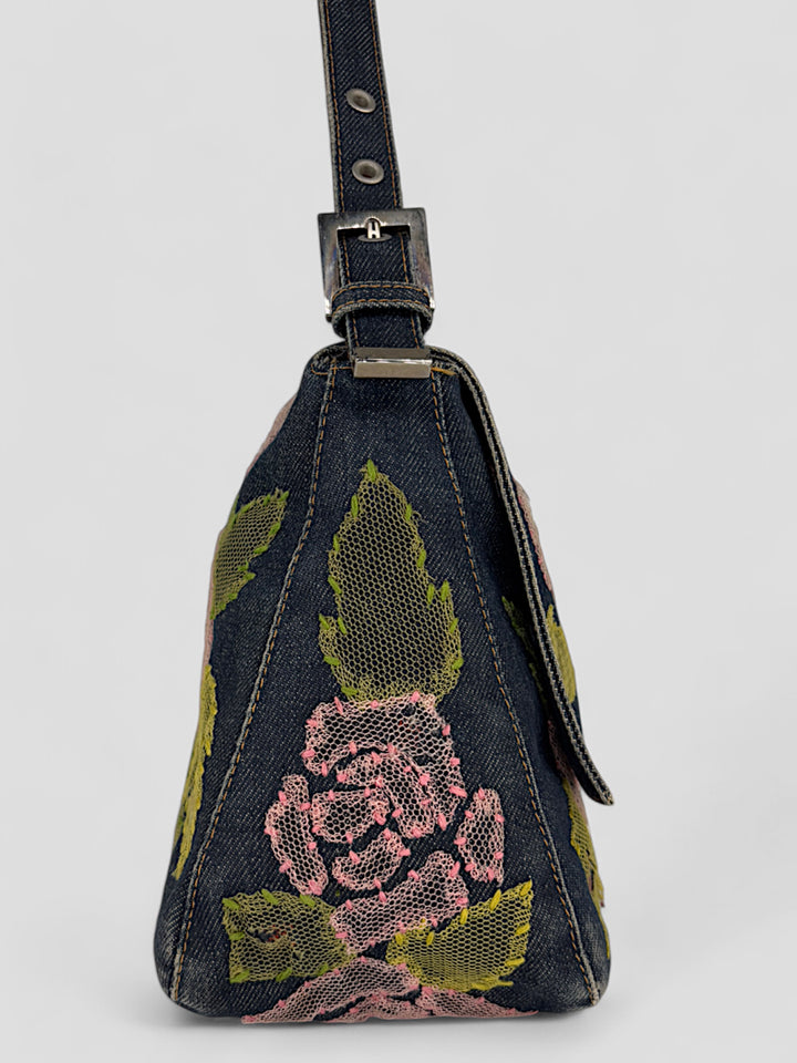 Fendi Mamma Denim Flower Tasche mit floralen Applikationen und Magnetverschluss, Fendi Mamma Denim Flower Bag with floral applications and magnetic closure