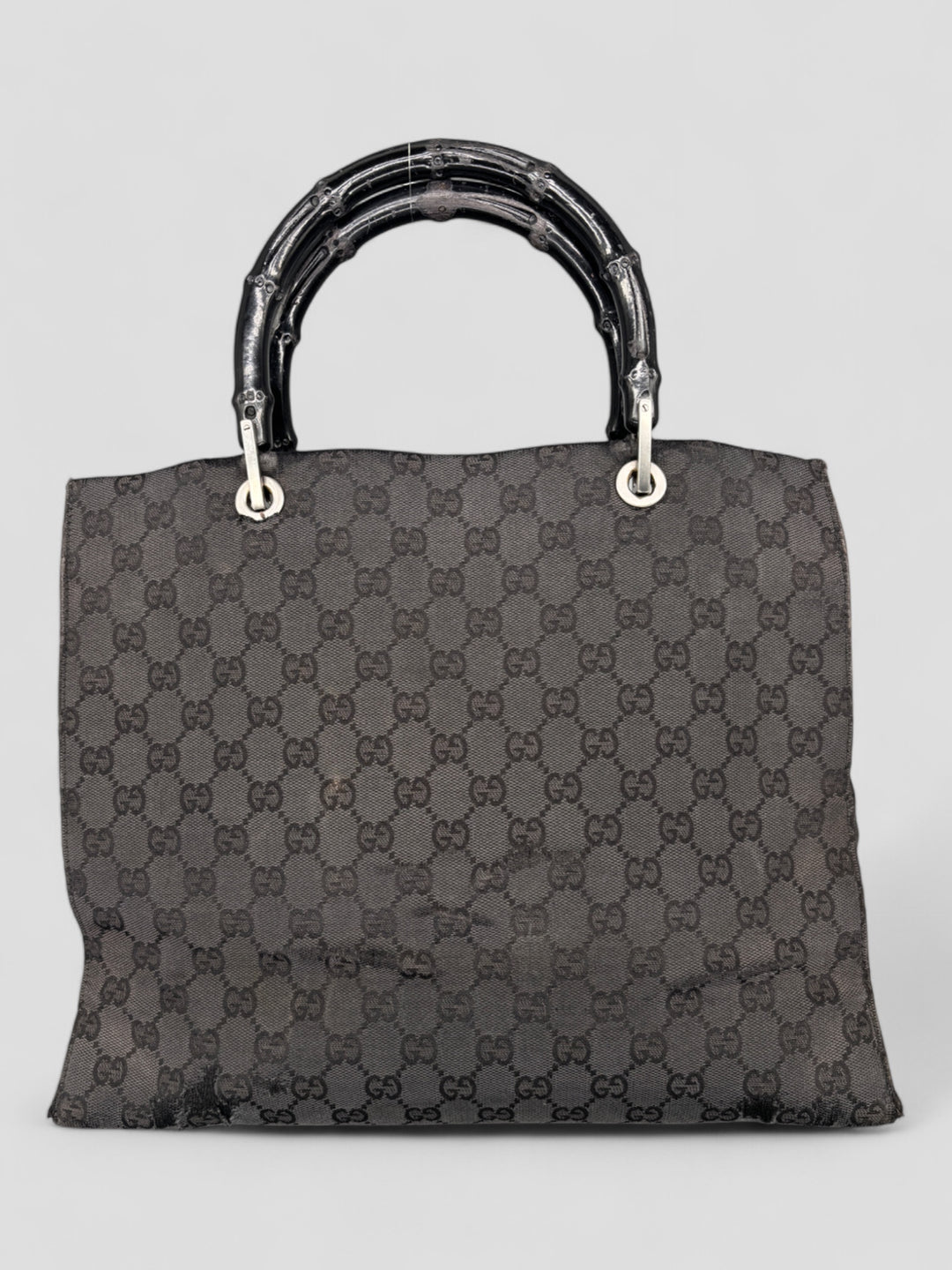 Gucci Bamboo Tasche aus GG-Canvas in Schwarz mit ikonischen Bambusgriffen und luxuriösem Design