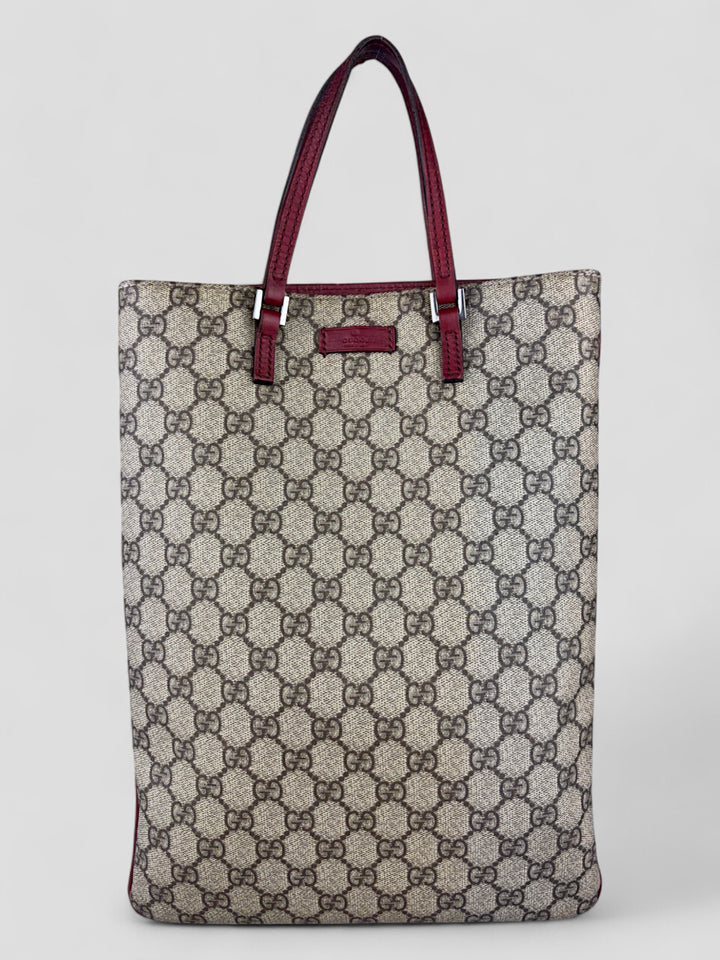 Gucci Shopper aus beigem Monogramm-Canvas mit bordeauxroten Lederdetails, Gucci shopper beige-bordeaux