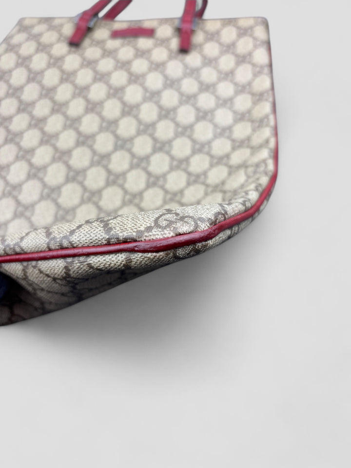Gucci Shopper aus beigem Monogramm-Canvas mit bordeauxroten Lederdetails, Gucci shopper beige-bordeaux
