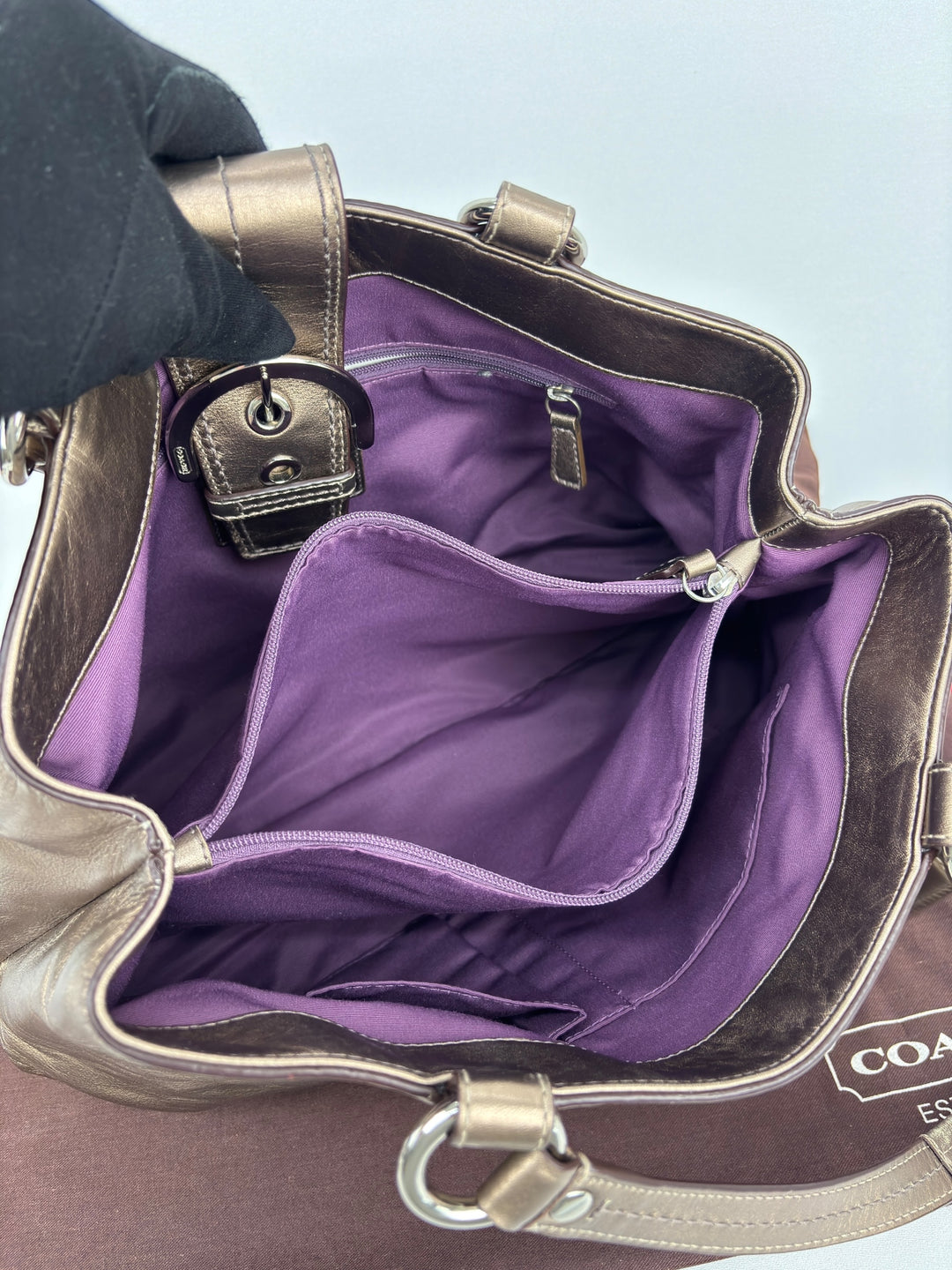 Coach Buckle Shopper / Tote / Shoulder-Bag