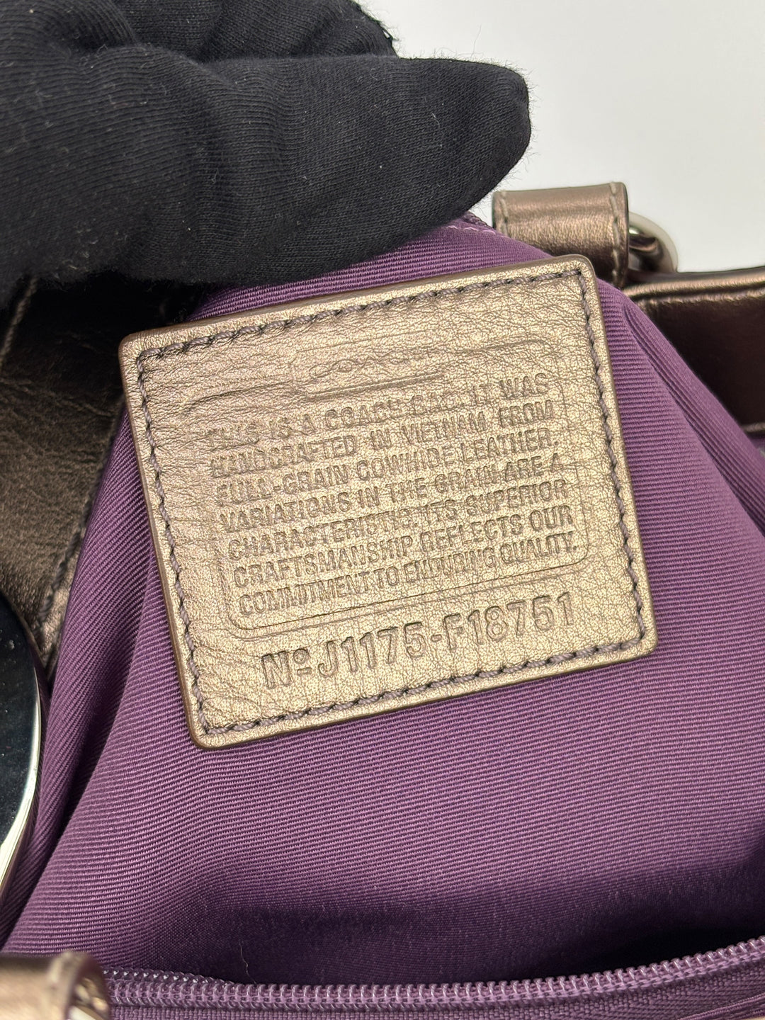 Coach Buckle Shopper / Tote / Shoulder-Bag
