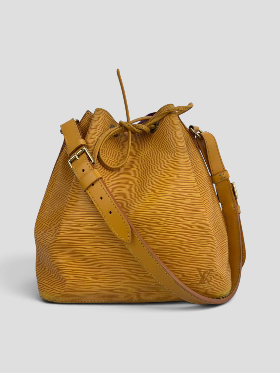 Louis Vuitton Sack Noé PM Petit Epi Leather Shoulder-Bag