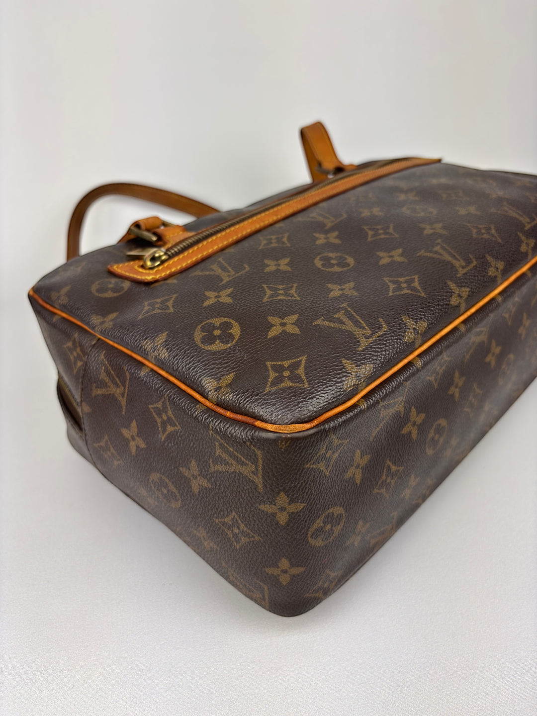 Louis Vuitton Cite GM Monogram Canvas Shoulder-Bag
