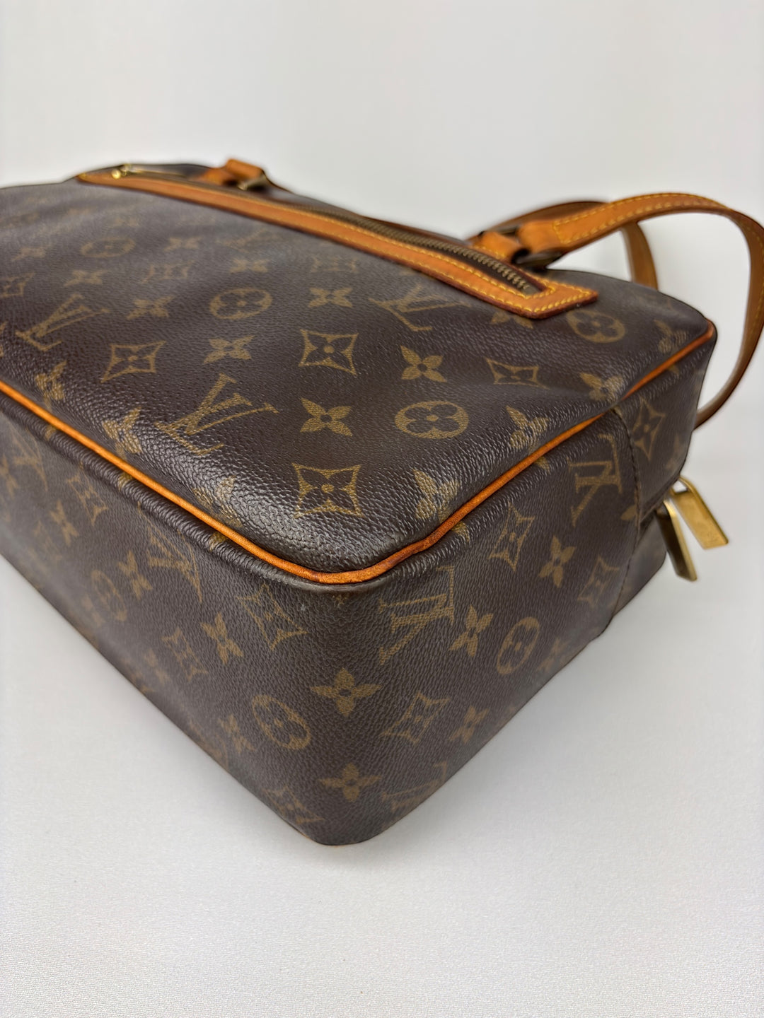 Louis Vuitton Cite GM Monogram Canvas Shoulder-Bag