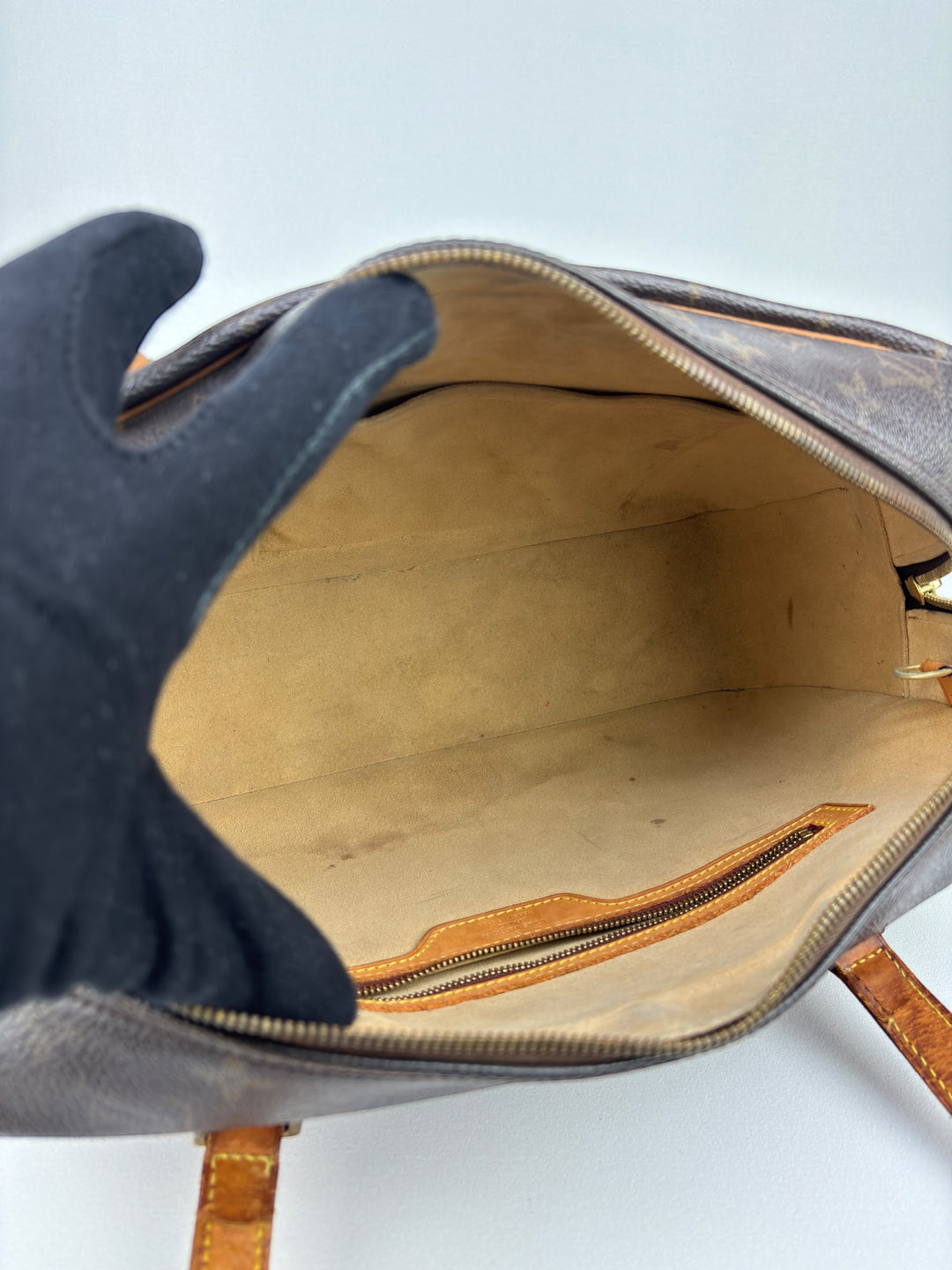 Louis Vuitton Cite GM Monogram Canvas Shoulder-Bag