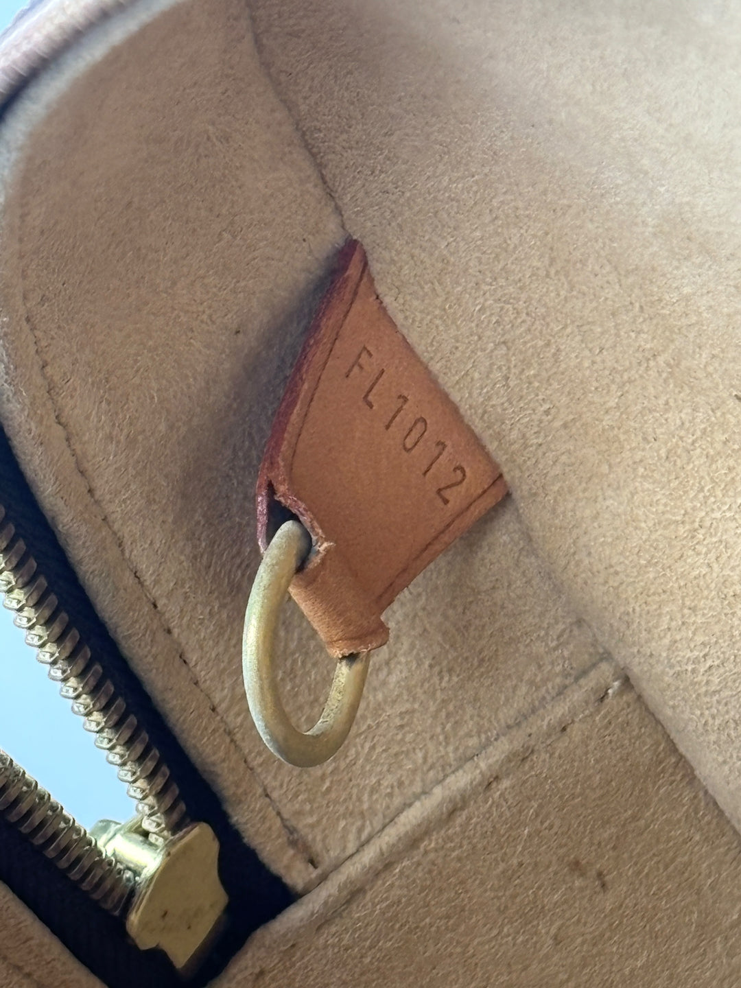 Louis Vuitton Cite GM Monogram Canvas Shoulder-Bag