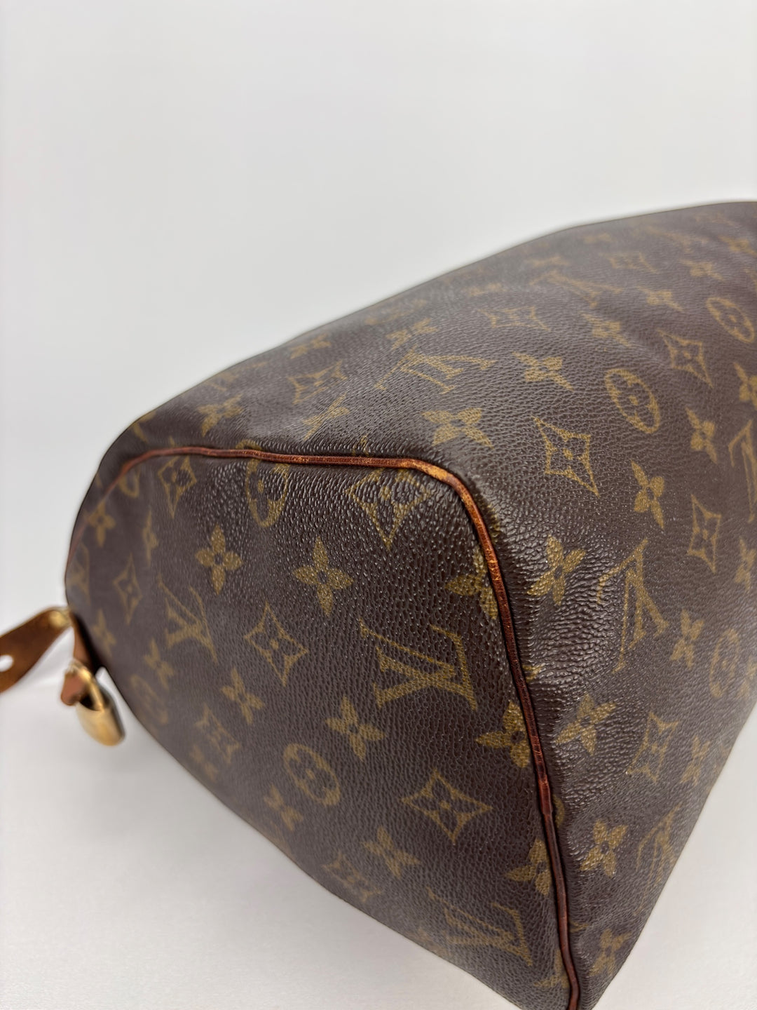 Louis Vuitton Speedy