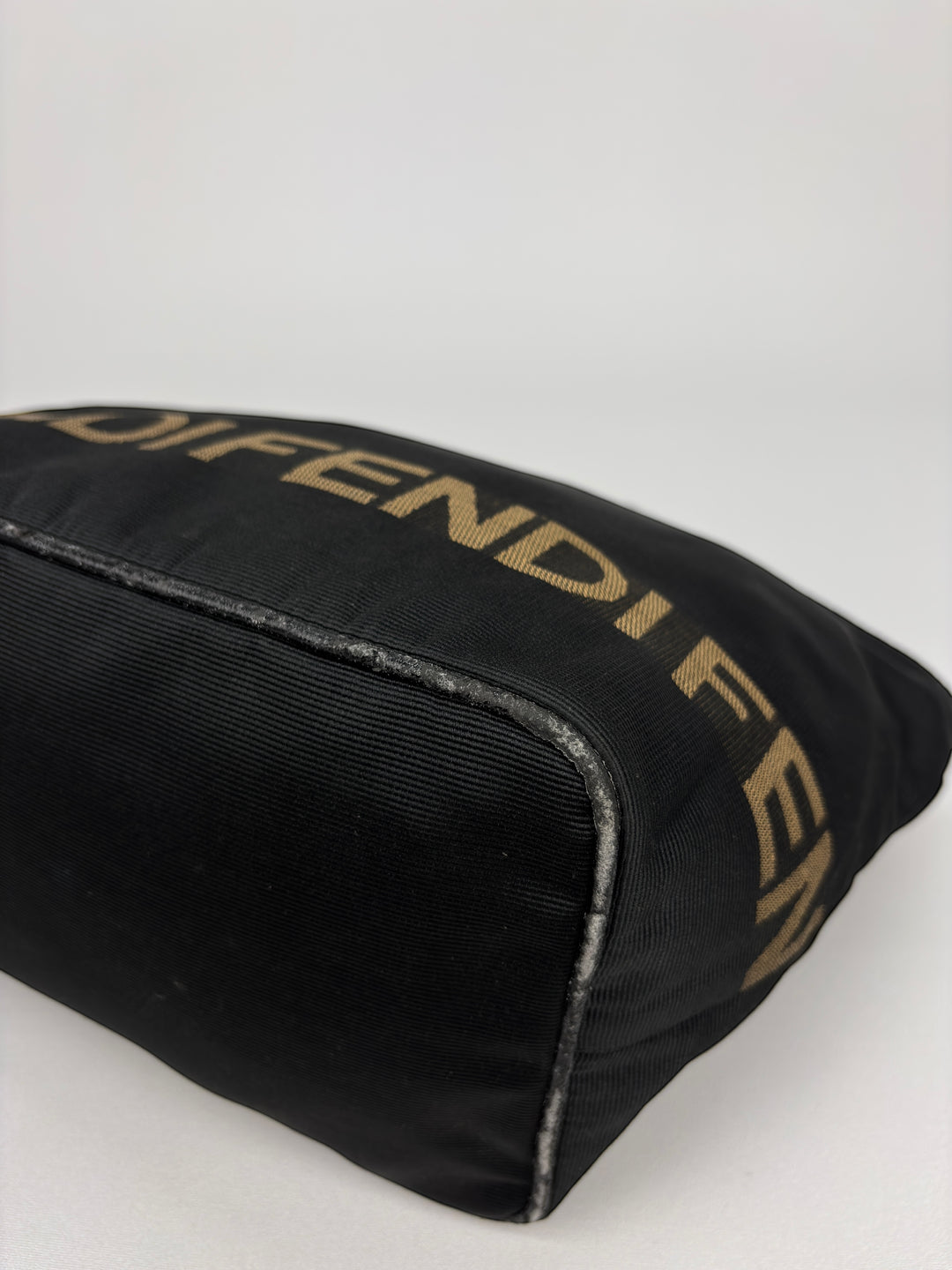 Fendi Logo Shopper / Tote / Handbag
