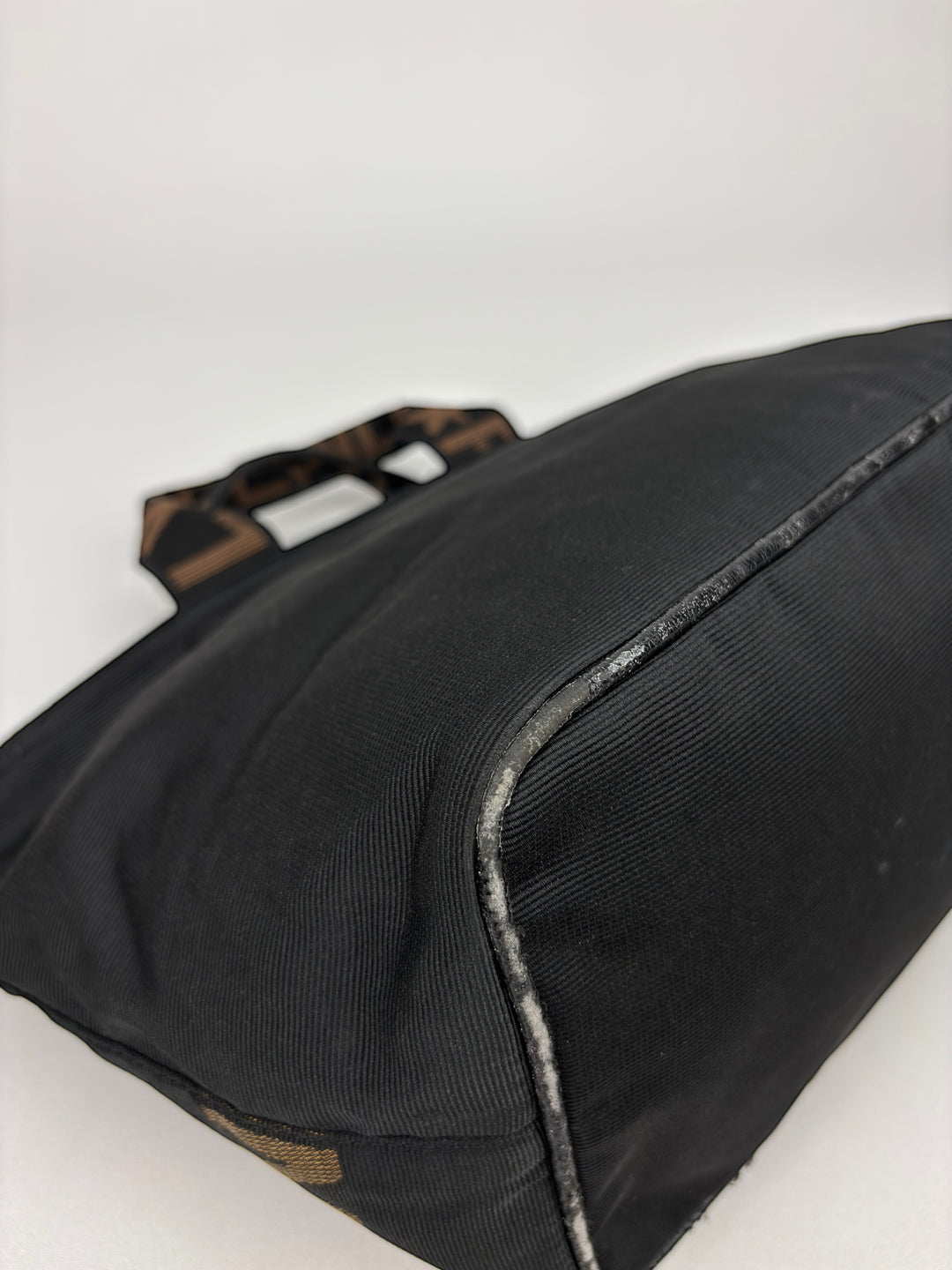 Fendi Logo Shopper / Tote / Handbag